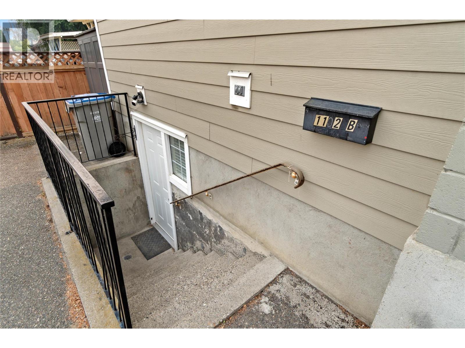 1102 Kemano Street, Kamloops, British Columbia  V2B 7M2 - Photo 19 - 10396930