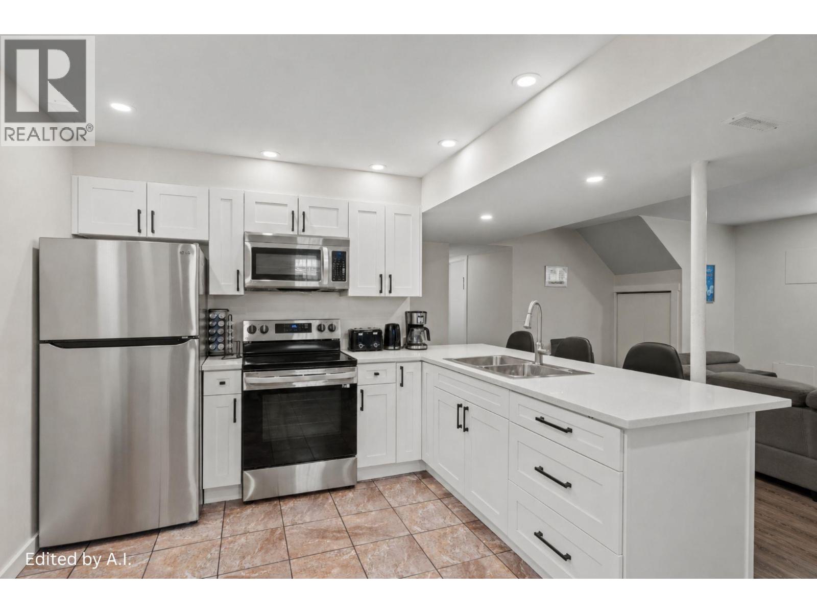1102 Kemano Street, Kamloops, British Columbia  V2B 7M2 - Photo 21 - 10396930