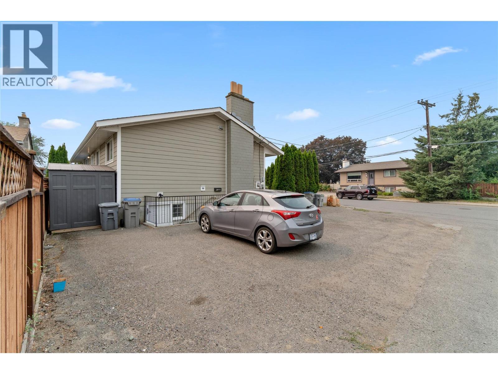 1102 Kemano Street, Kamloops, British Columbia  V2B 7M2 - Photo 39 - 10396930