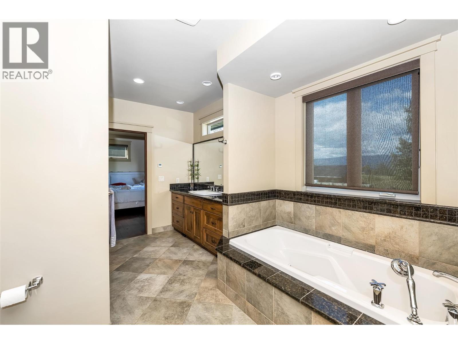 211 Pleasant Valley Cross Road, Armstrong, British Columbia  V0E 1B2 - Photo 28 - 10396826