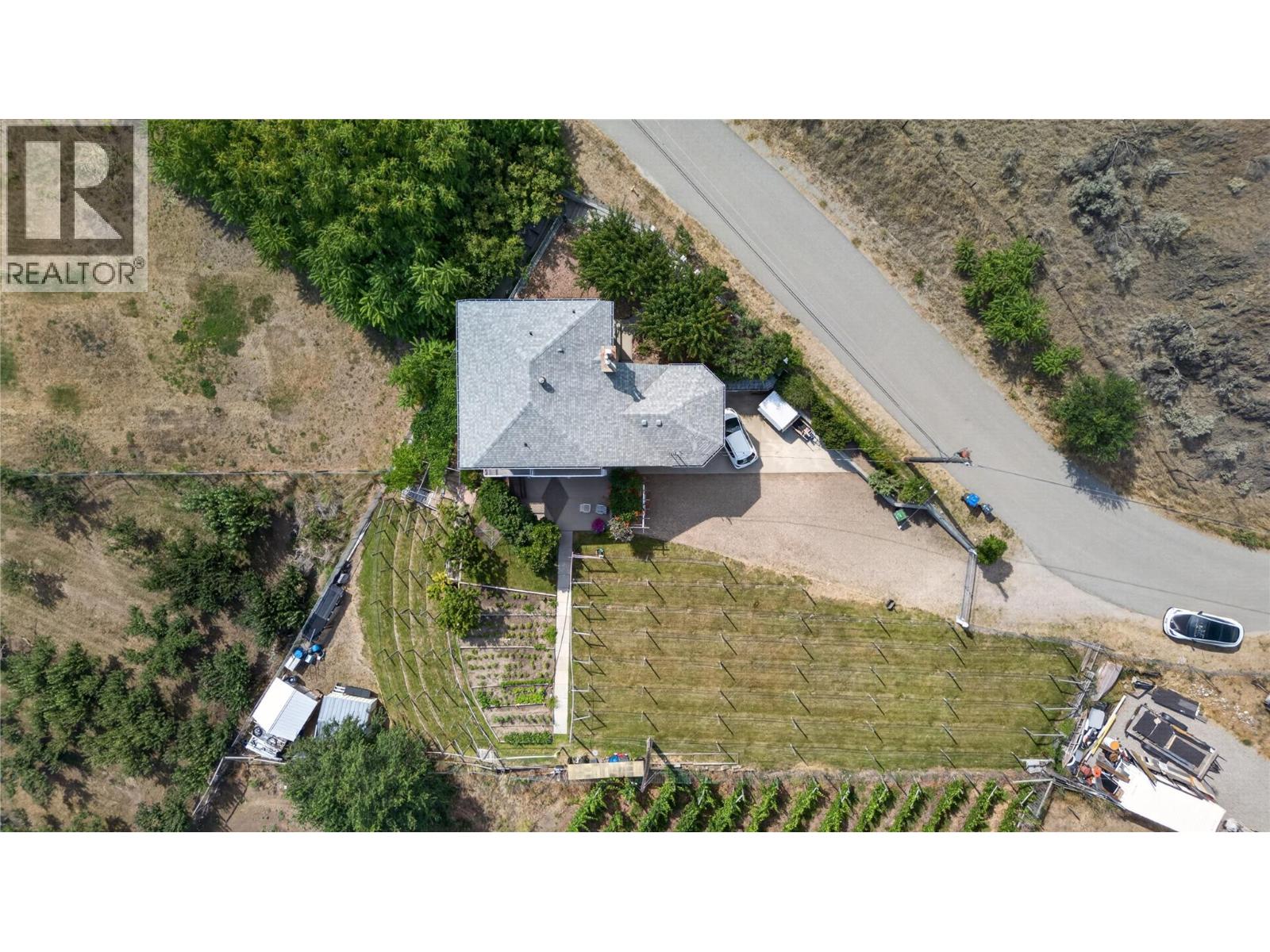 119 Dogwood Avenue, Kaleden, British Columbia  V0H 1K0 - Photo 4 - 10397154