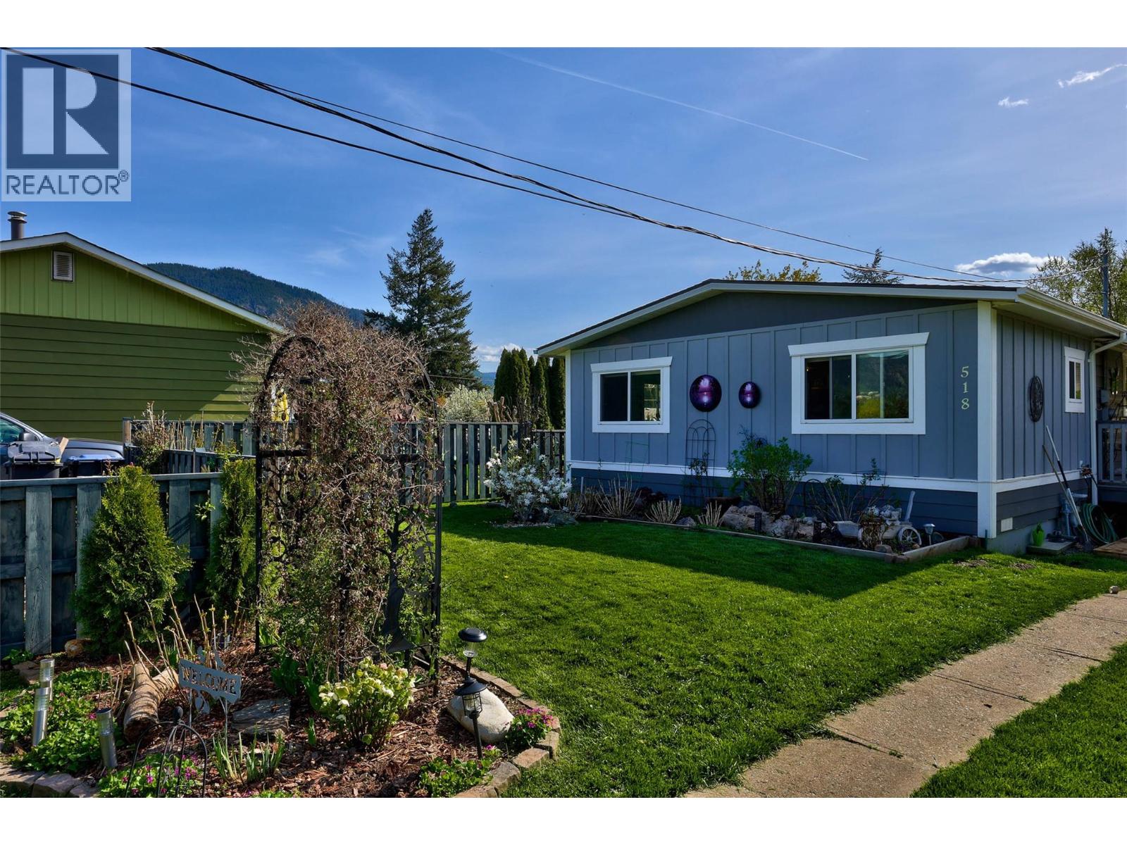 518 Pine Street, Chase, British Columbia  V0E 1M0 - Photo 1 - 10396989