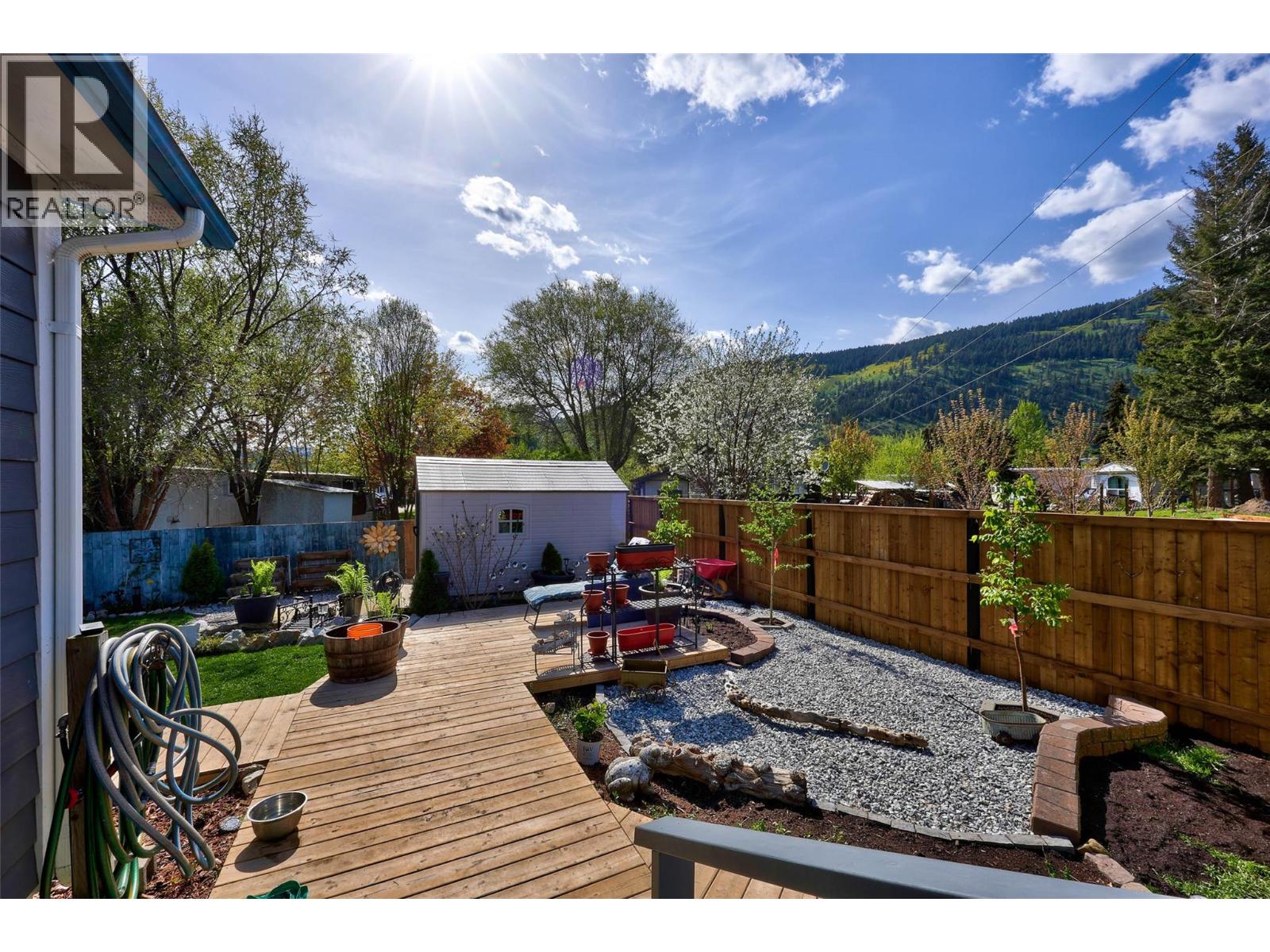 518 Pine Street, Chase, British Columbia  V0E 1M0 - Photo 17 - 10396989