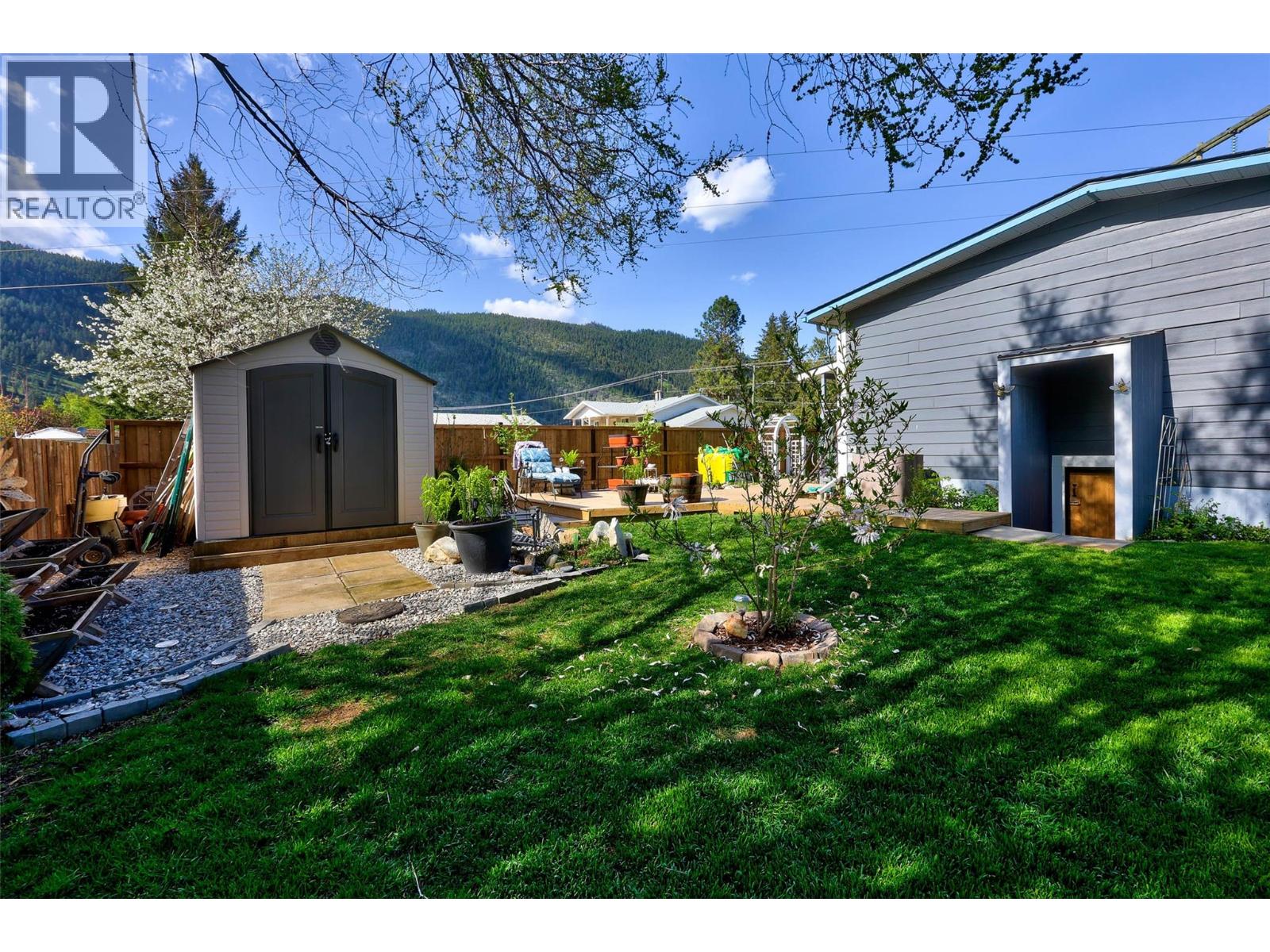 518 Pine Street, Chase, British Columbia  V0E 1M0 - Photo 21 - 10396989