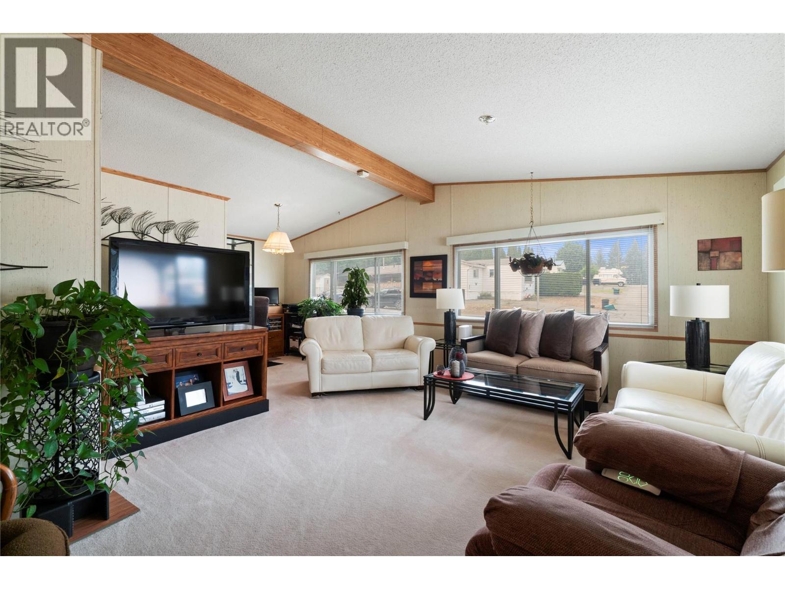 1361 30 Street Se Unit# 26, Salmon Arm, British Columbia  V1E 2N4 - Photo 3 - 10396911