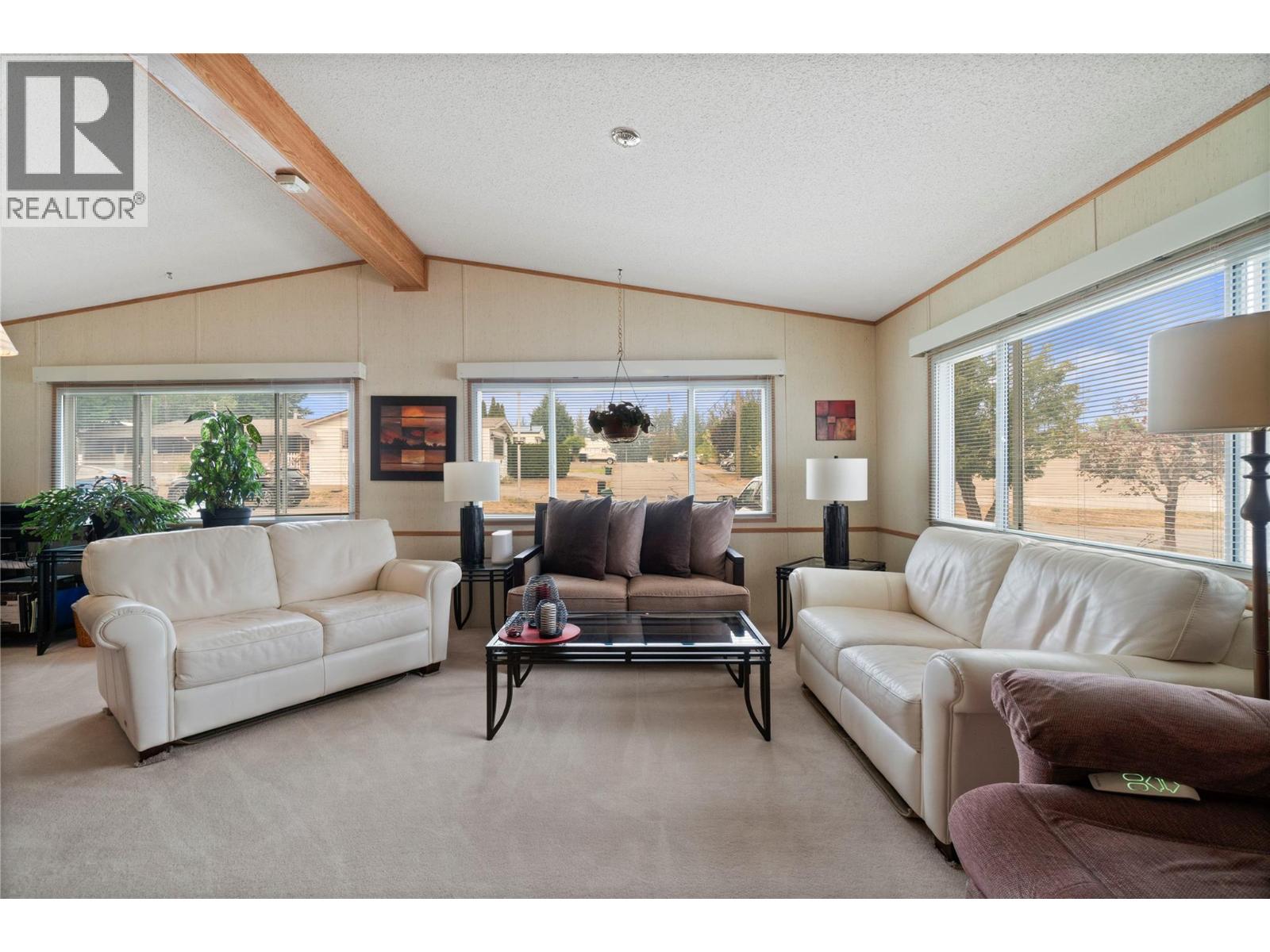 1361 30 Street Se Unit# 26, Salmon Arm, British Columbia  V1E 2N4 - Photo 4 - 10396911