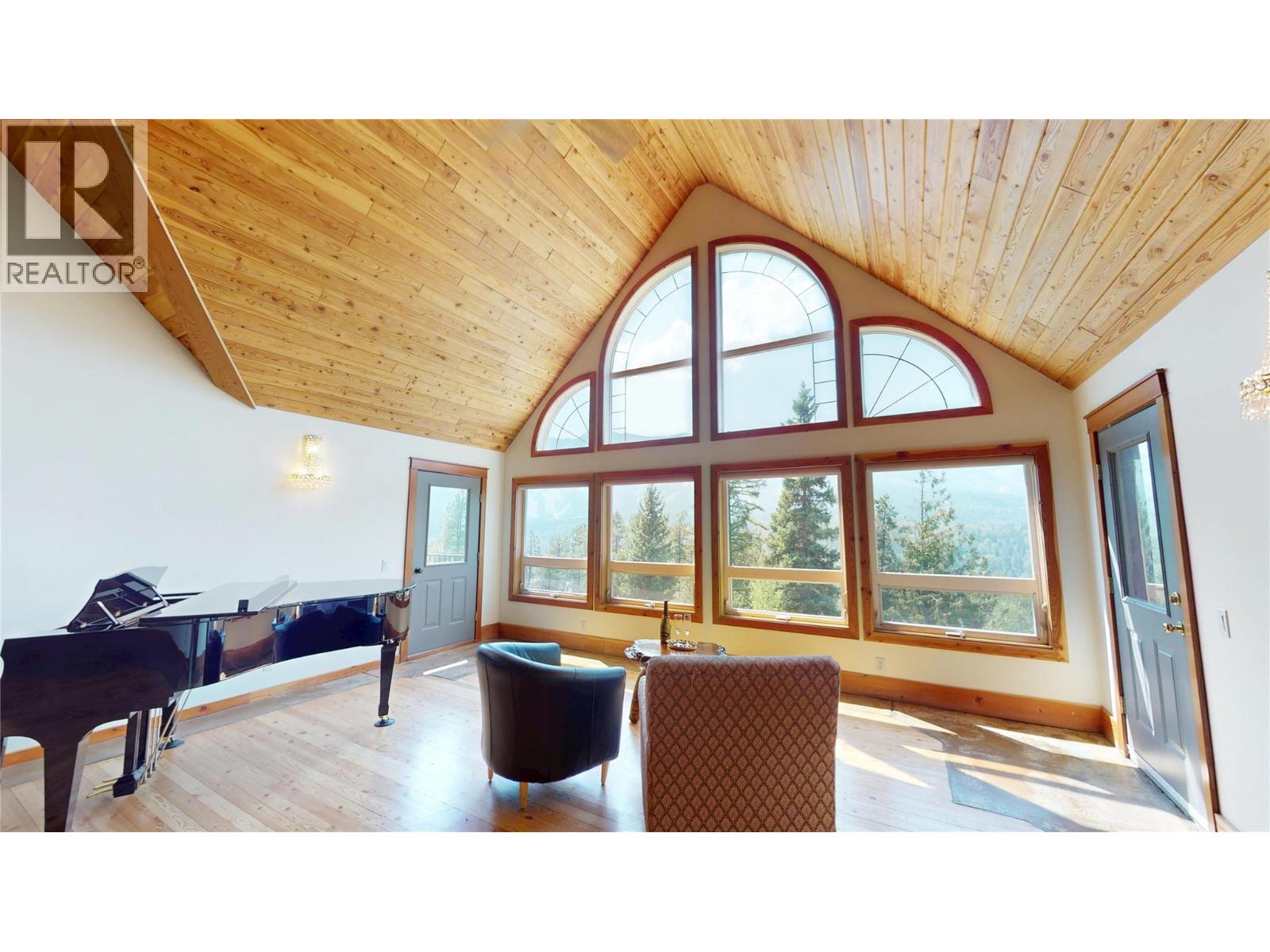 3934 Cokato Road, Fernie, British Columbia  V0B 1M4 - Photo 14 - 10396170