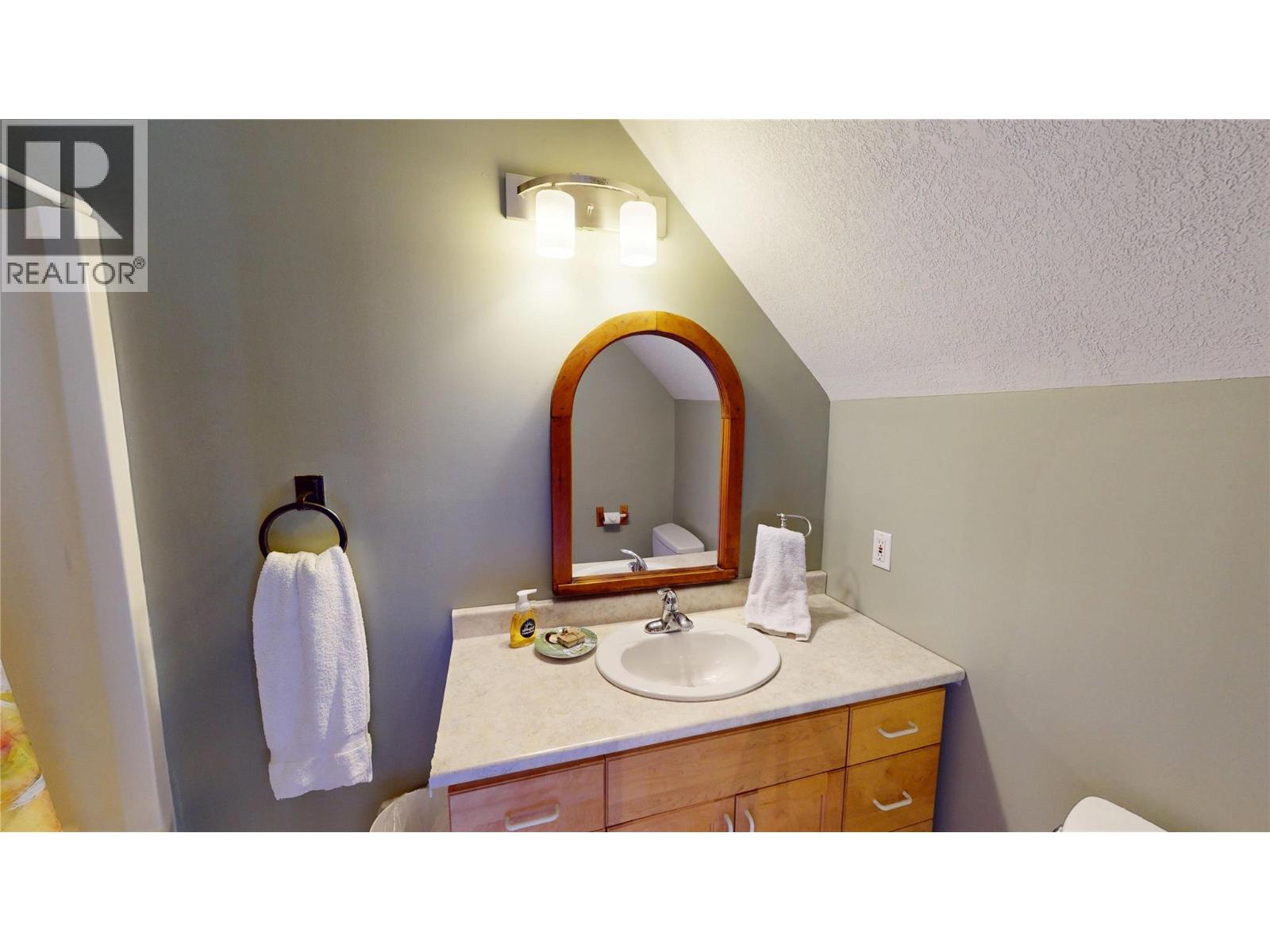3934 Cokato Road, Fernie, British Columbia  V0B 1M4 - Photo 23 - 10396170