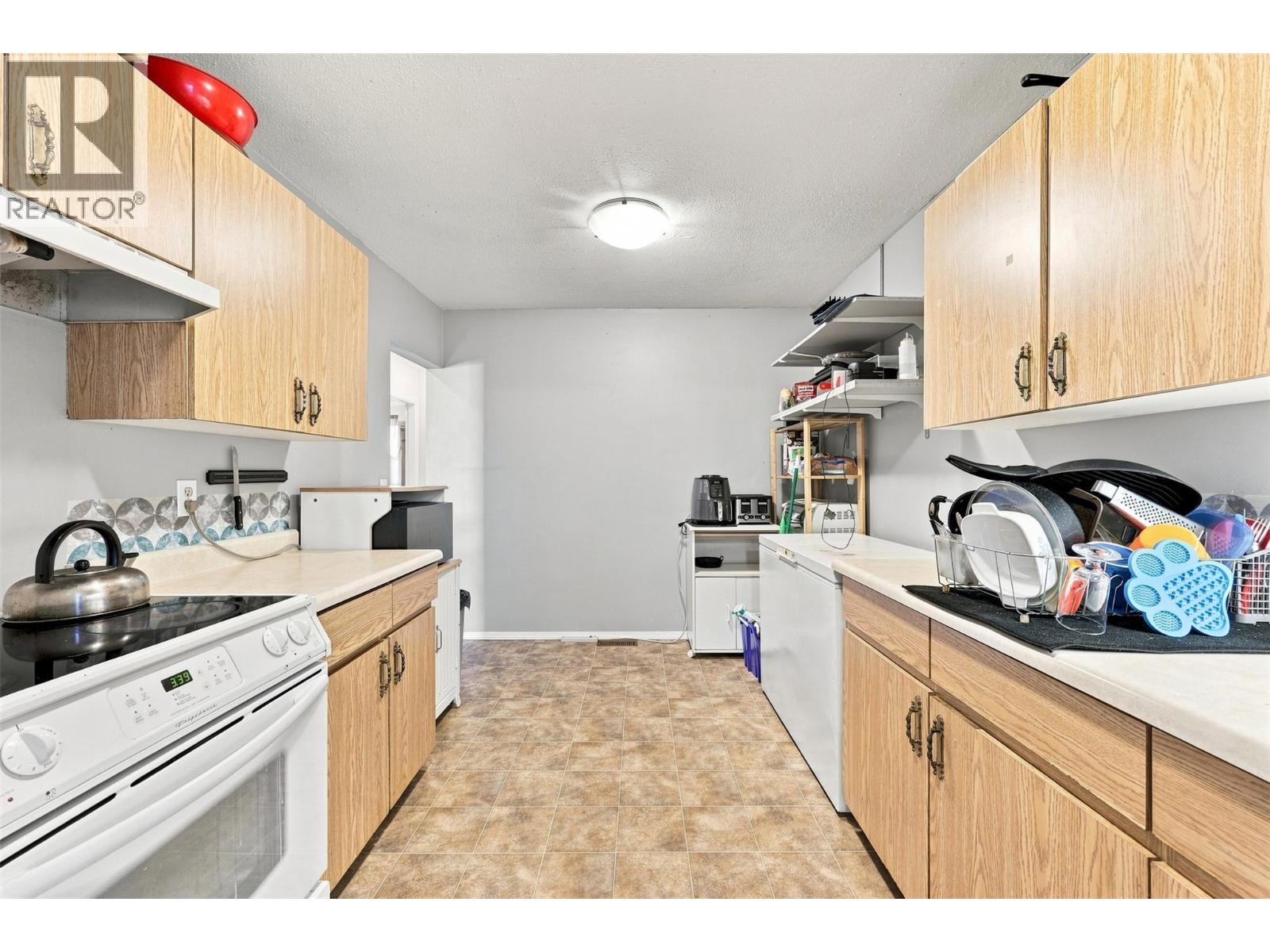 685 Singh Street Unit# 14, Kamloops, British Columbia  V2B 5C5 - Photo 8 - 10394896