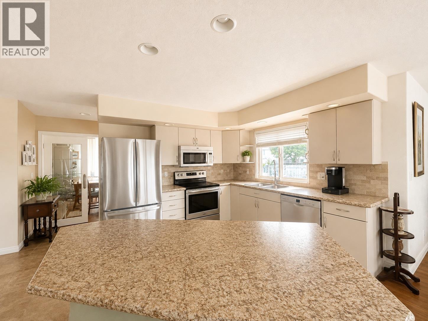 2630 Nechako Drive Unit# 16, Kamloops, British Columbia  V2E 2C9 - Photo 4 - 10397158