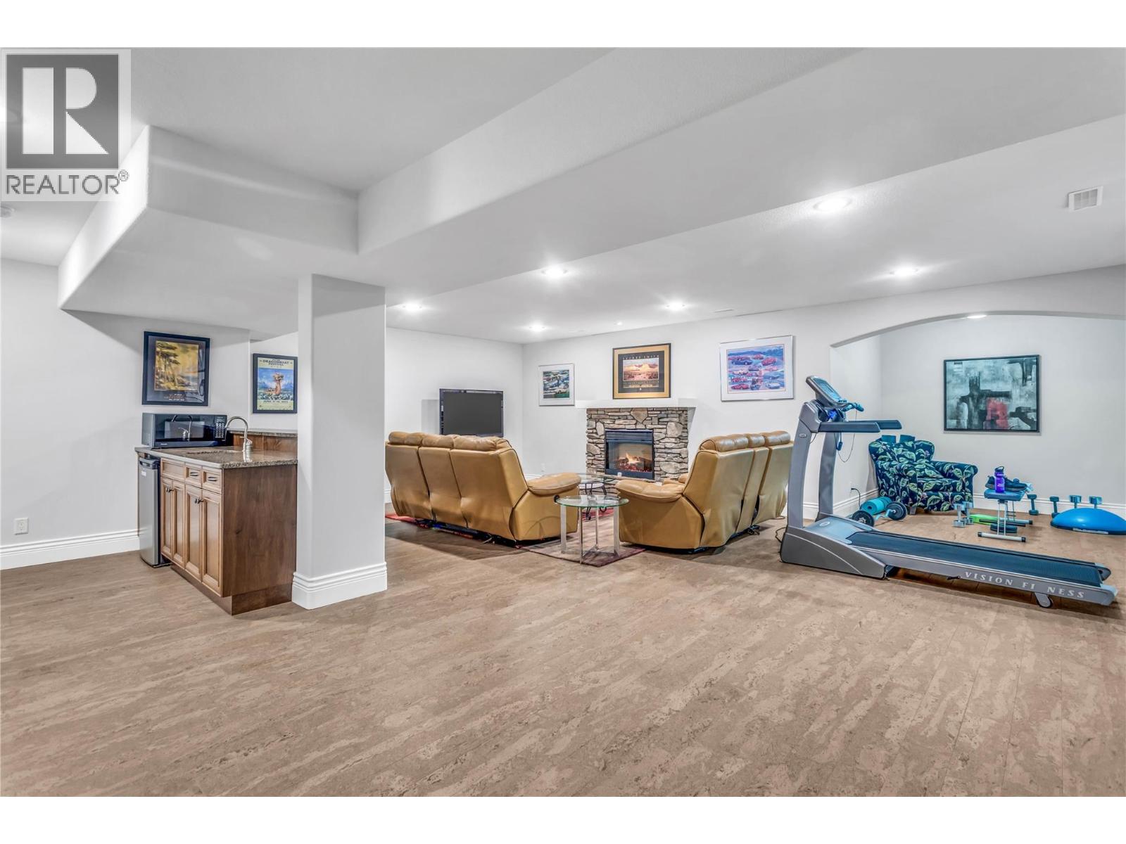 4450 Gordon Drive Unit# 105, Kelowna, British Columbia  V1W 1T1 - Photo 24 - 10396992