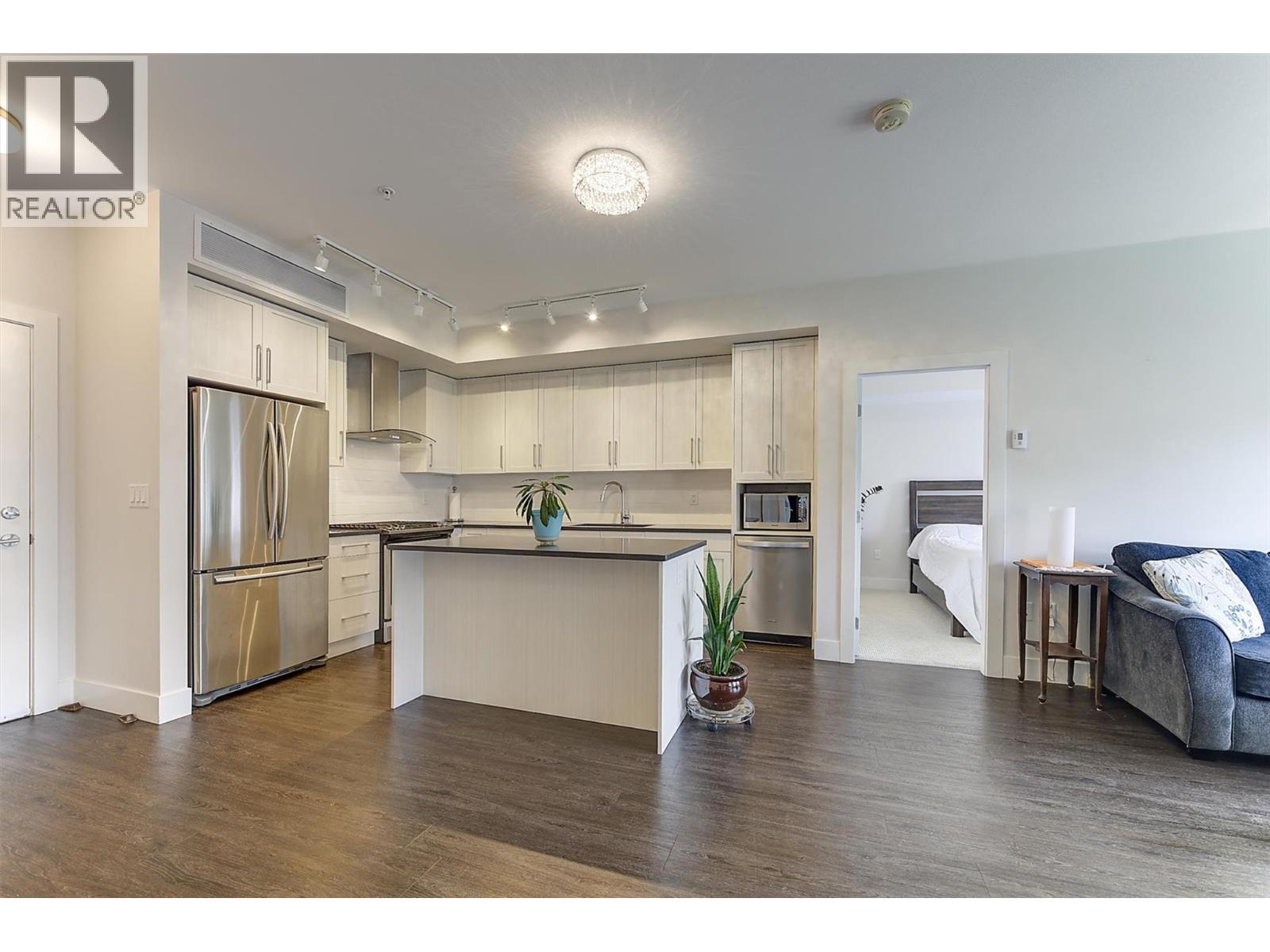 4380 Lakeshore Road Unit# 225, Kelowna, British Columbia  V1W 5N3 - Photo 8 - 10396122