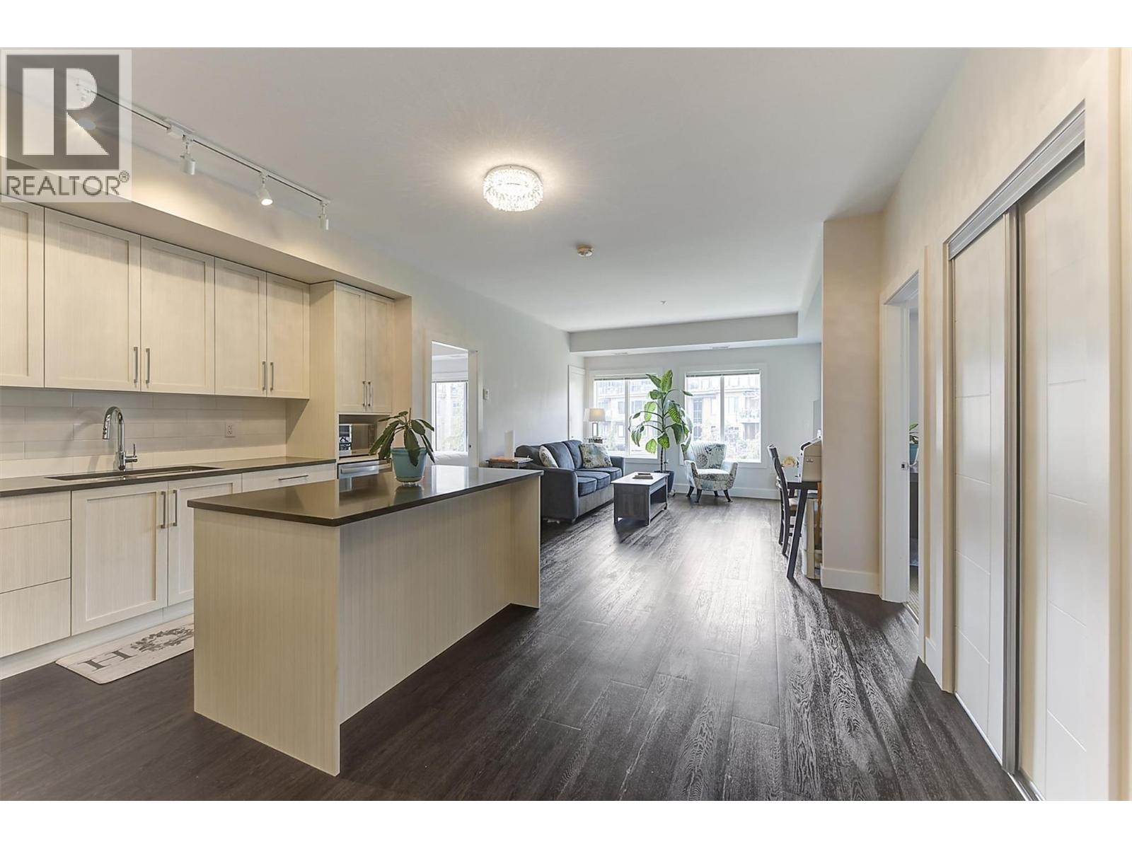4380 Lakeshore Road Unit# 225, Kelowna, British Columbia  V1W 5N3 - Photo 9 - 10396122