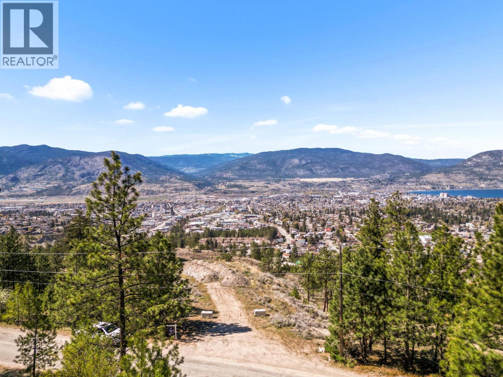 138 Saliken Drive, Penticton, British Columbia  V2A 8V6 - Photo 2 - 10397178