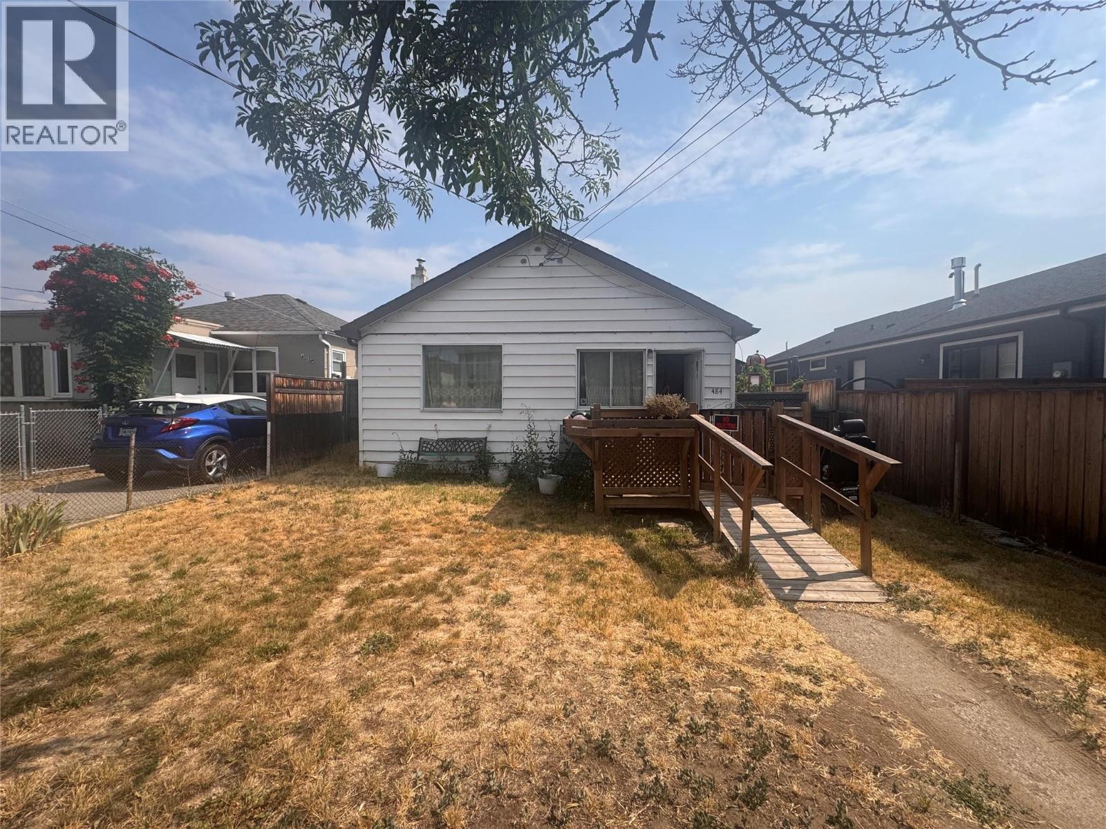 484 Alexander Avenue, Penticton, British Columbia  V2A 1E5 - Photo 4 - 10396496