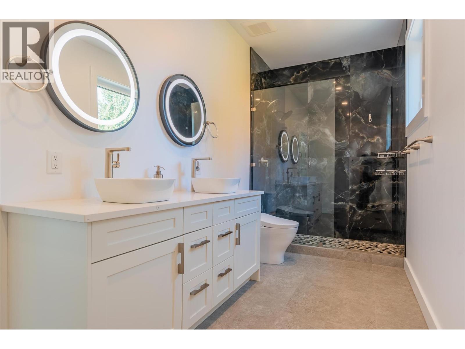 2690 Monte Christo Street, Rossland, British Columbia  V0G 1Y0 - Photo 18 - 10397201