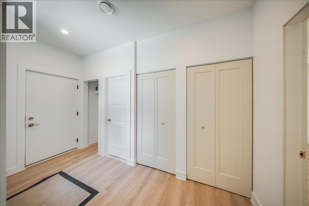 2690 Monte Christo Street, Rossland, British Columbia  V0G 1Y0 - Photo 28 - 10397201