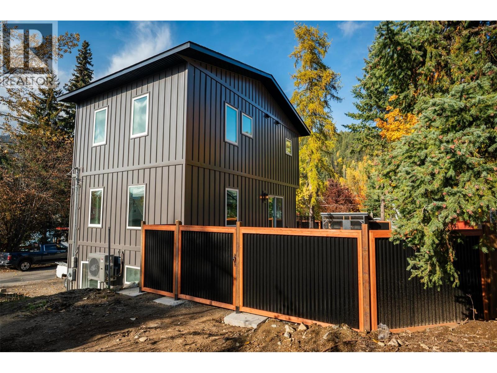 2690 Monte Christo Street, Rossland, British Columbia  V0G 1Y0 - Photo 35 - 10397201