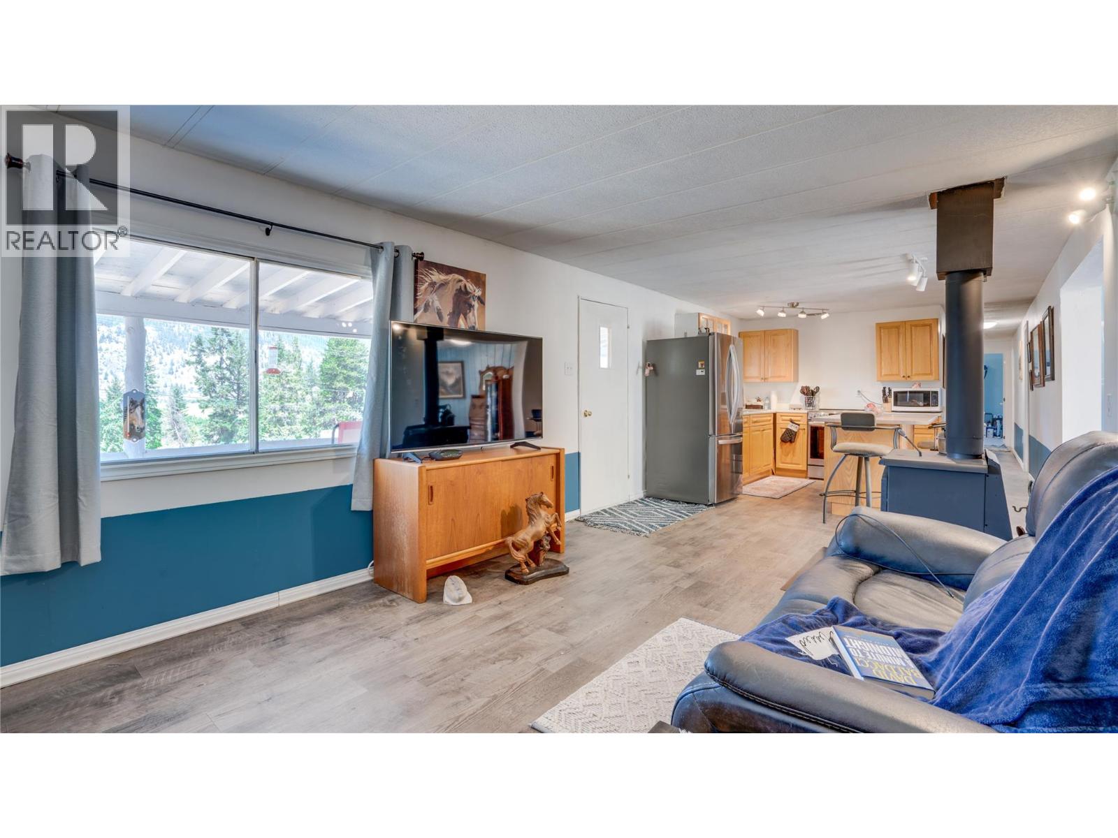 6668 Kamloops Vernon Highway 97 Highway, Westwold, British Columbia  V0E 3B1 - Photo 19 - 10397231