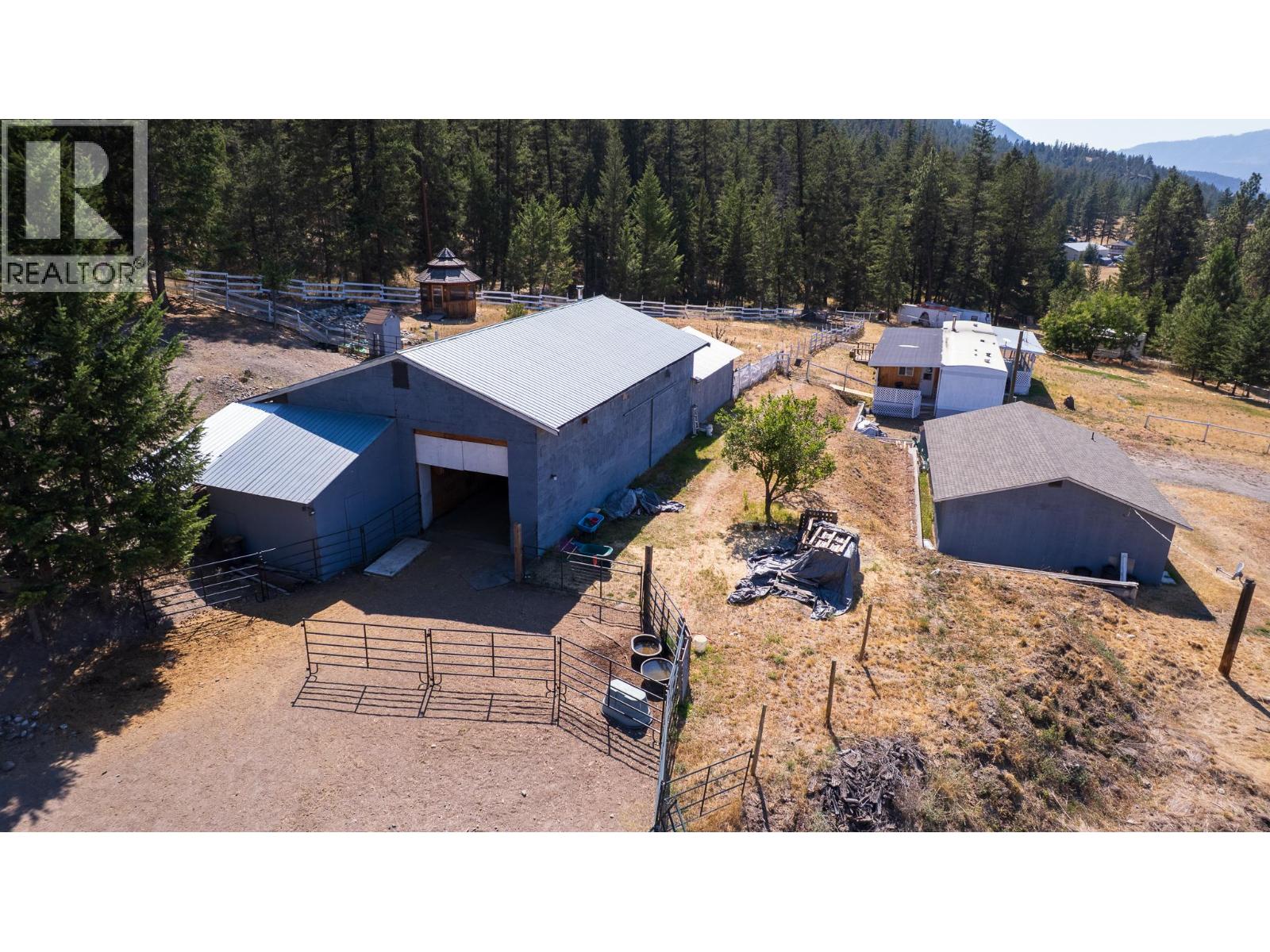 6668 Kamloops Vernon Highway 97 Highway, Westwold, British Columbia  V0E 3B1 - Photo 2 - 10397231