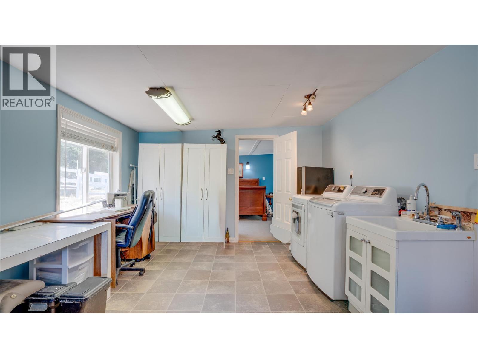 6668 Kamloops Vernon Highway 97 Highway, Westwold, British Columbia  V0E 3B1 - Photo 27 - 10397231