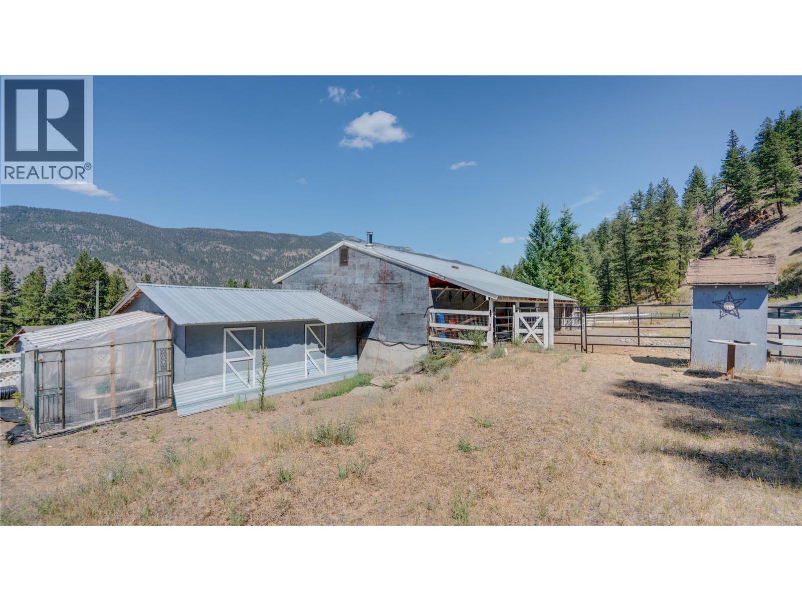 6668 Kamloops Vernon Highway 97 Highway, Westwold, British Columbia  V0E 3B1 - Photo 43 - 10397231