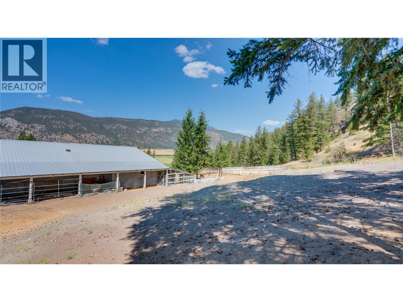 6668 Kamloops Vernon Highway 97 Highway, Westwold, British Columbia  V0E 3B1 - Photo 47 - 10397231