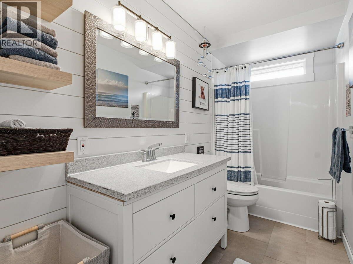 2432 Karli Court, West Kelowna, British Columbia  V4T 1T5 - Photo 46 - 10397237