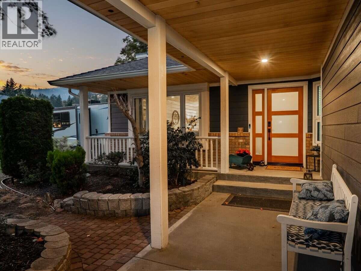 2432 Karli Court, West Kelowna, British Columbia  V4T 1T5 - Photo 5 - 10397237