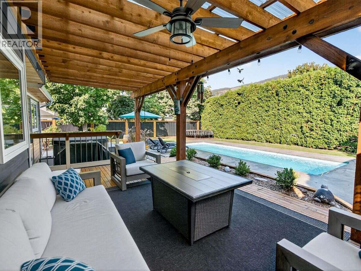 2432 Karli Court, West Kelowna, British Columbia  V4T 1T5 - Photo 8 - 10397237