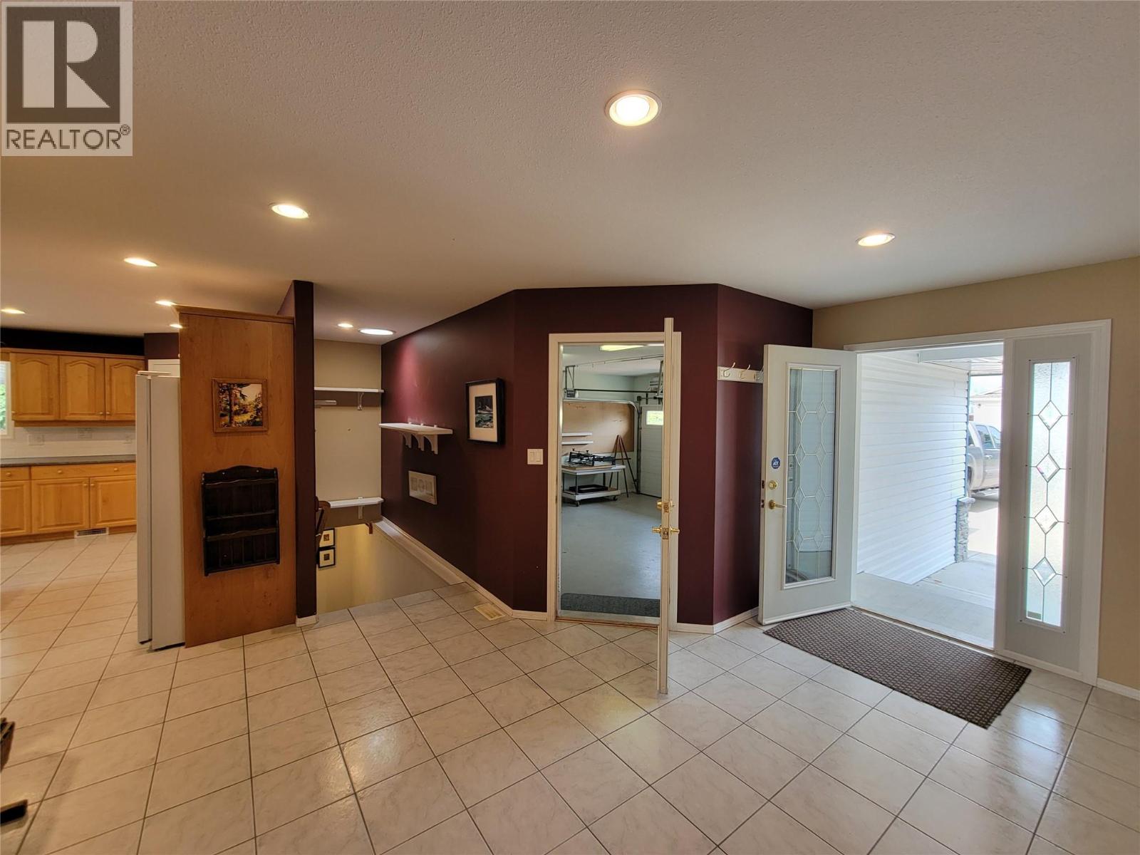 423 Vanderlinde Drive, Keremeos, British Columbia  V0X 1N2 - Photo 33 - 10397241