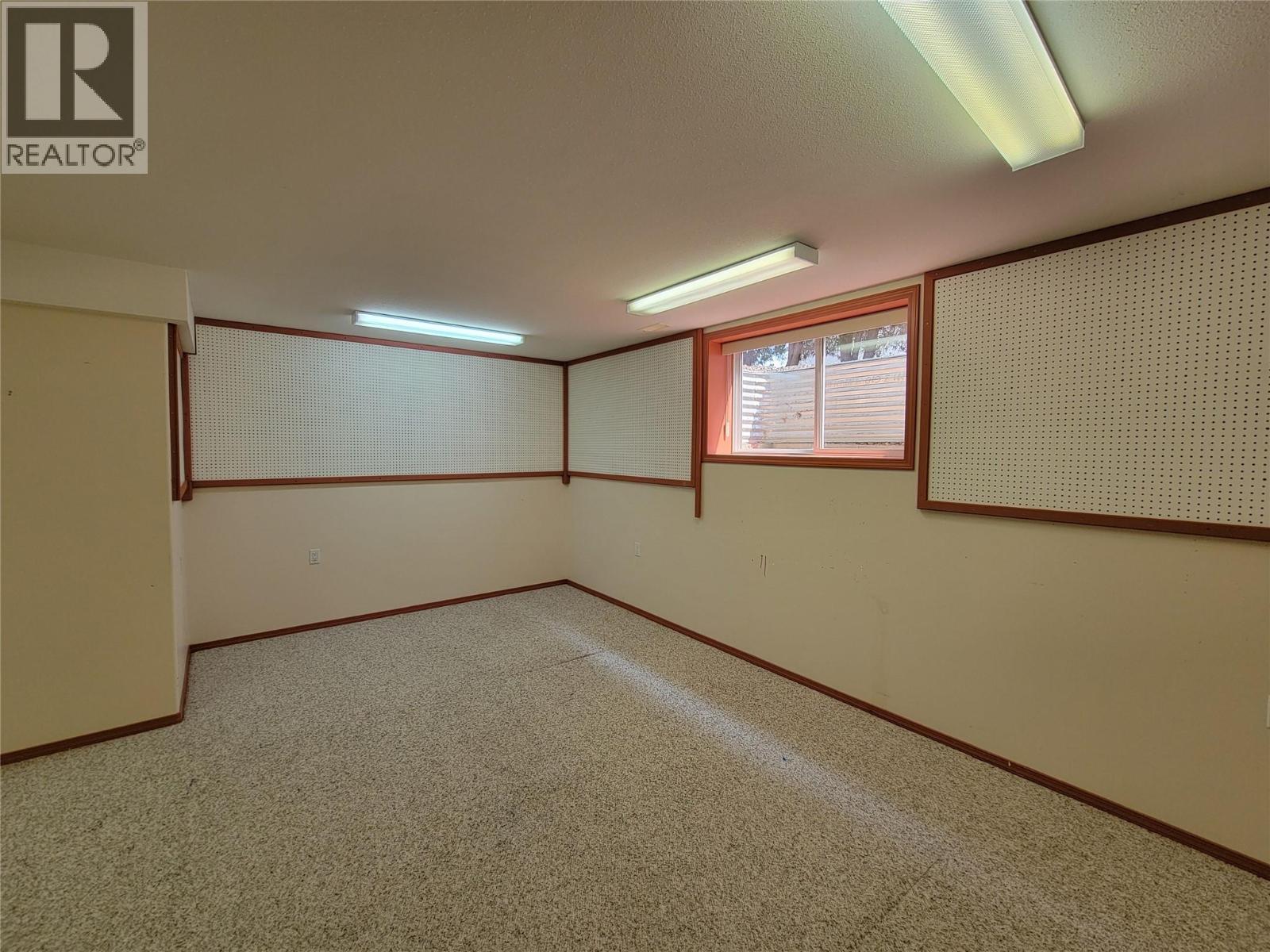 423 Vanderlinde Drive, Keremeos, British Columbia  V0X 1N2 - Photo 40 - 10397241