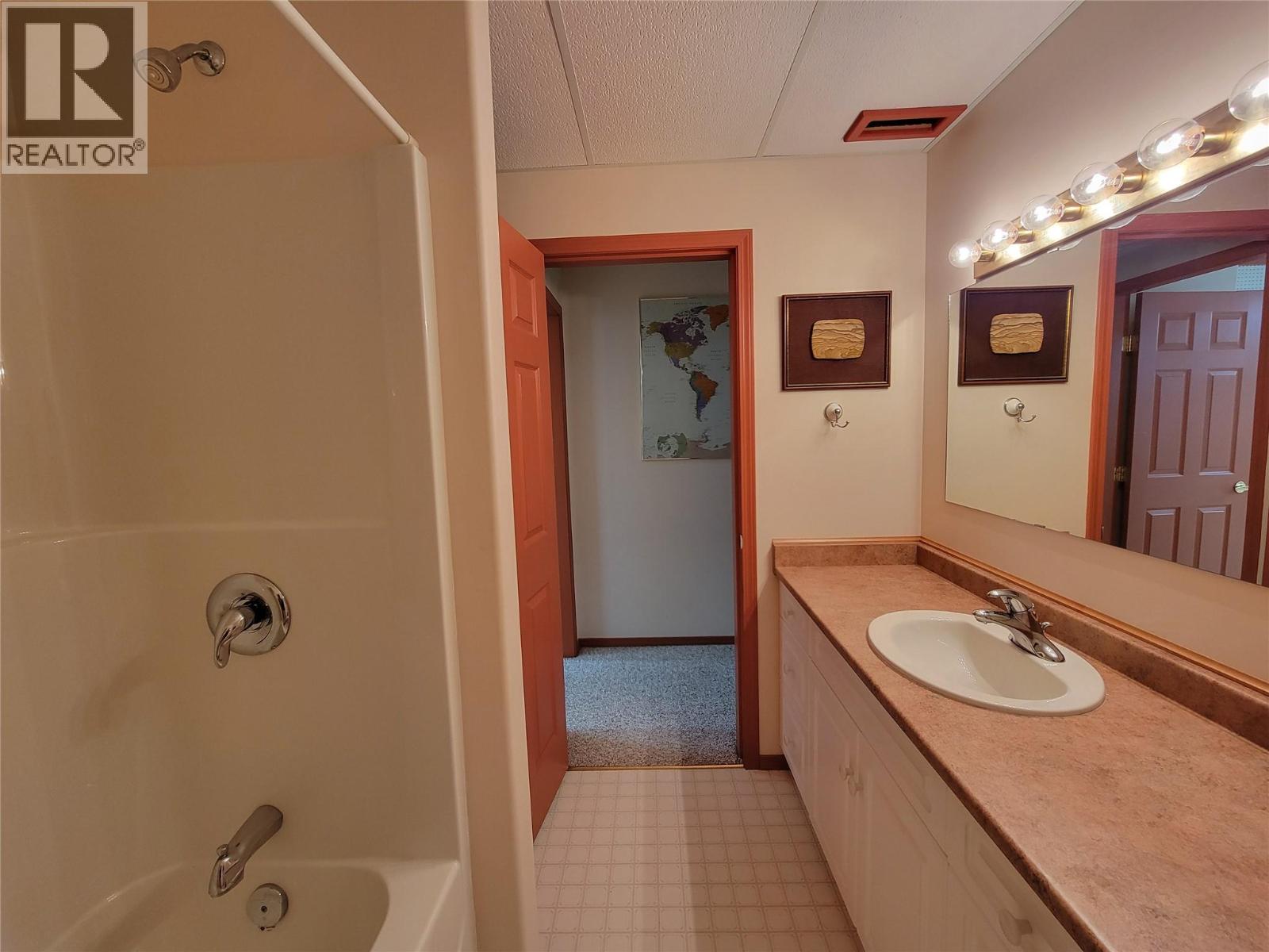 423 Vanderlinde Drive, Keremeos, British Columbia  V0X 1N2 - Photo 43 - 10397241