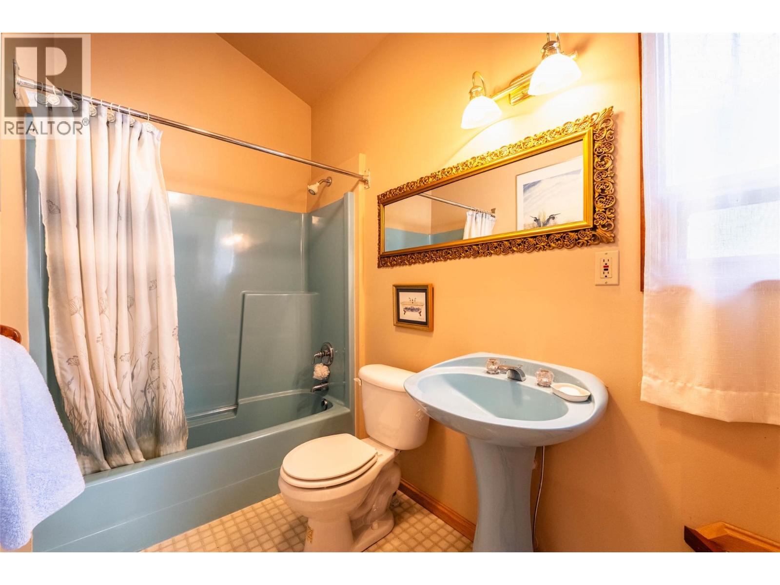 1896 3a Highway, Nelson, British Columbia  V1L 6K1 - Photo 54 - 10397220