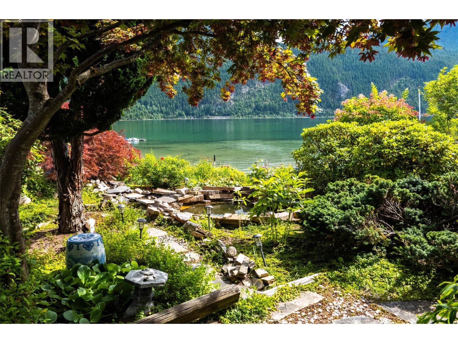 1896 3a Highway, Nelson, British Columbia  V1L 6K1 - Photo 77 - 10397220