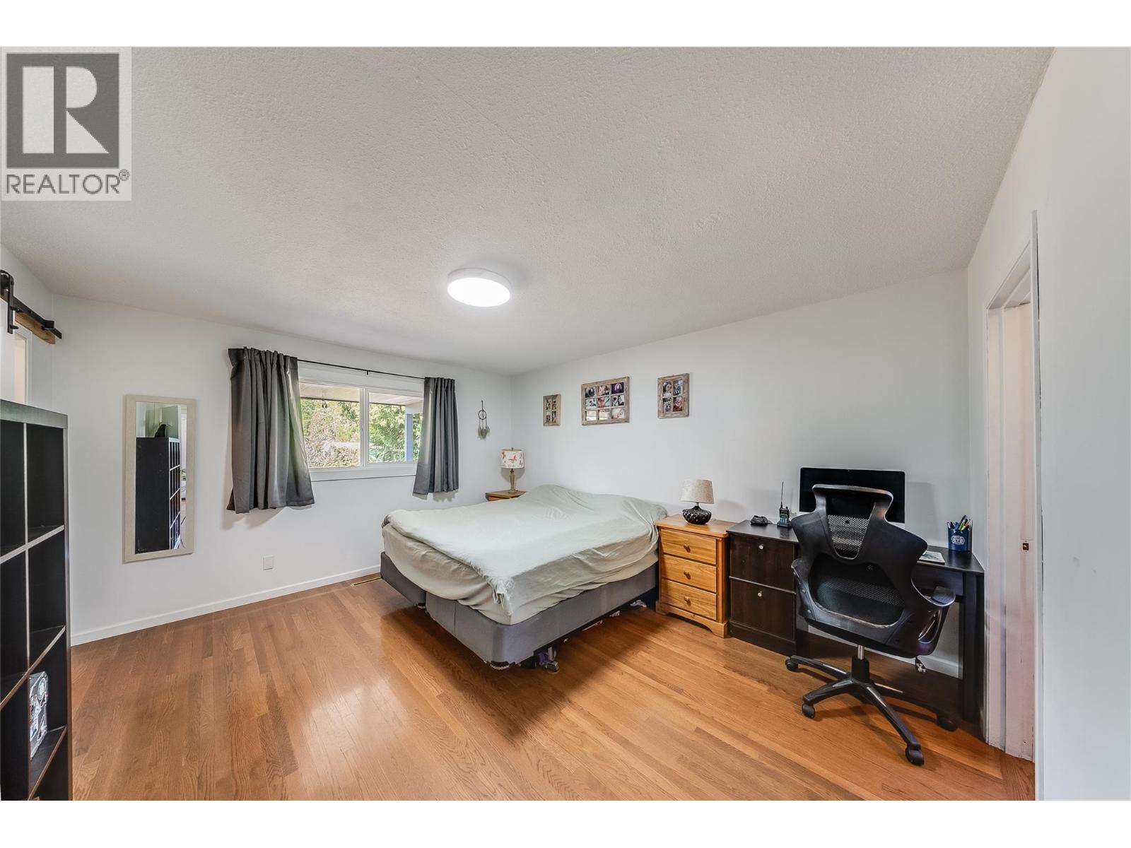 1684 Ridgewood Drive, Castlegar, British Columbia  V1N 2L7 - Photo 15 - 10397238