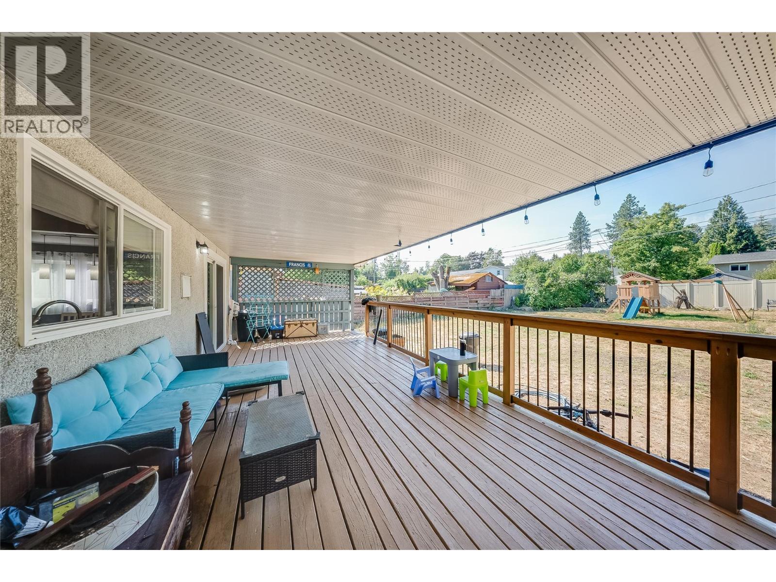 1684 Ridgewood Drive, Castlegar, British Columbia  V1N 2L7 - Photo 36 - 10397238