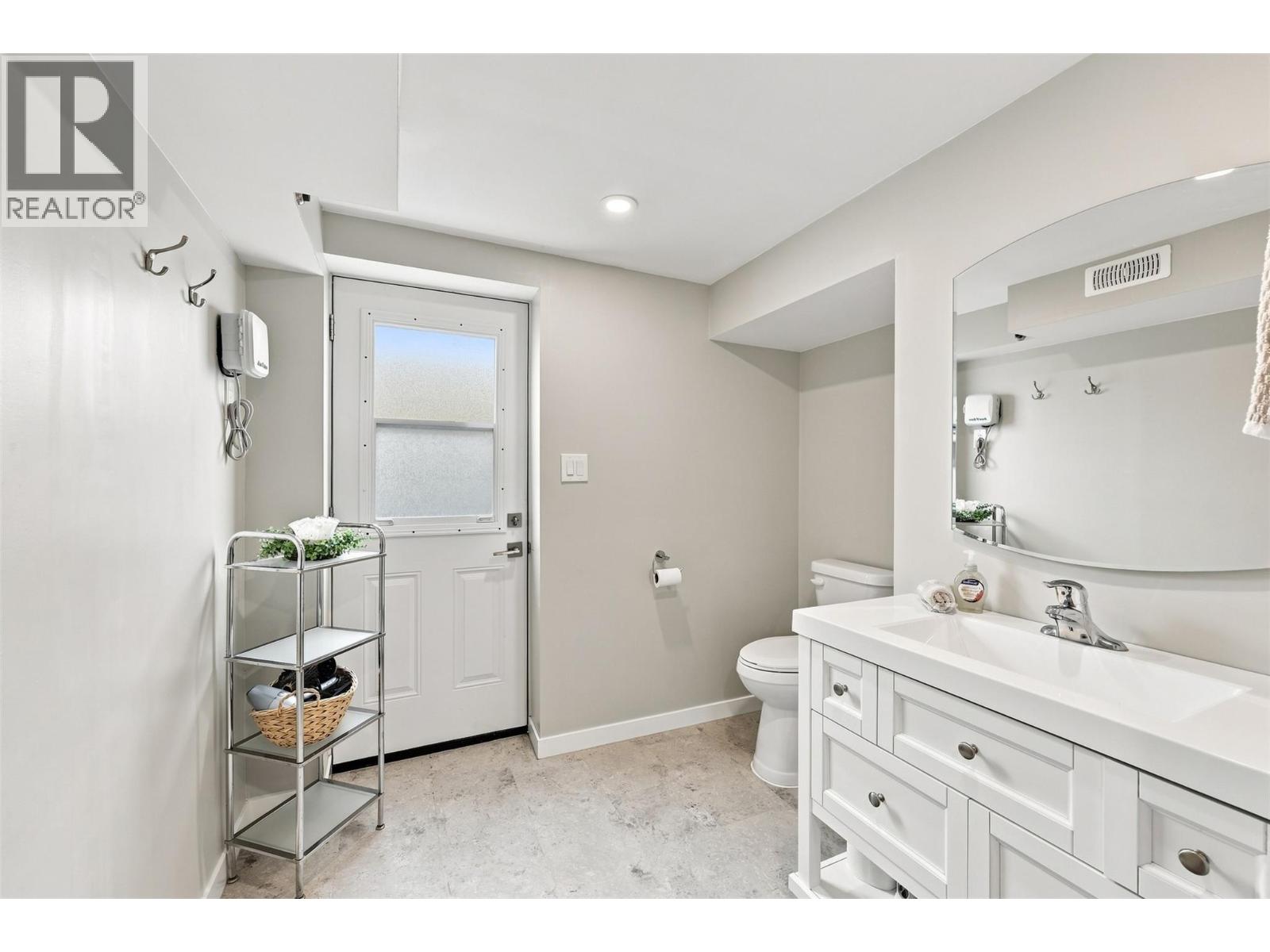 713 Singh Street, Kamloops, British Columbia  V2B 5C5 - Photo 43 - 10397209