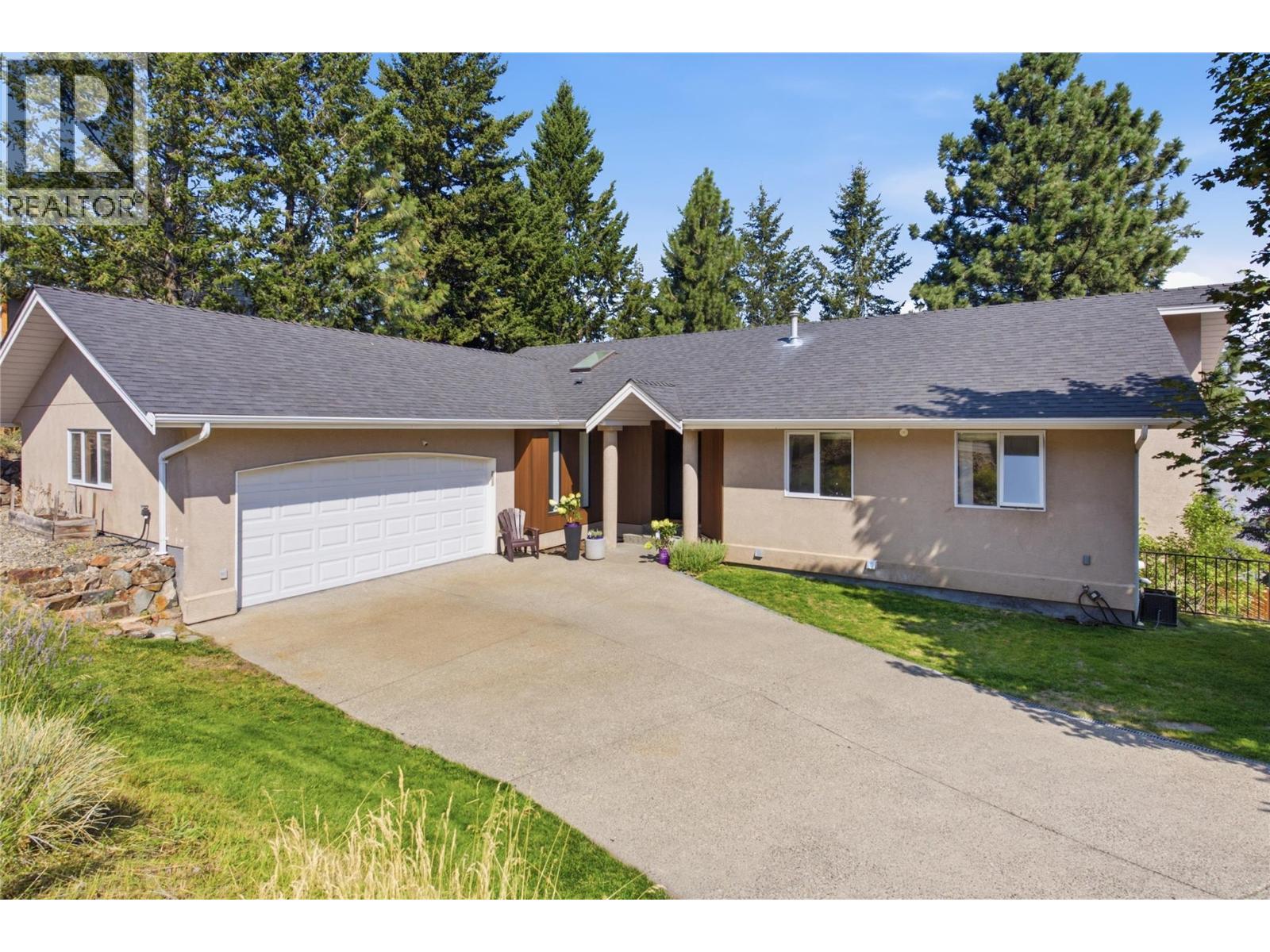 1937 Skeena Drive, Kamloops, British Columbia  V2E 2P3 - Photo 1 - 10396038