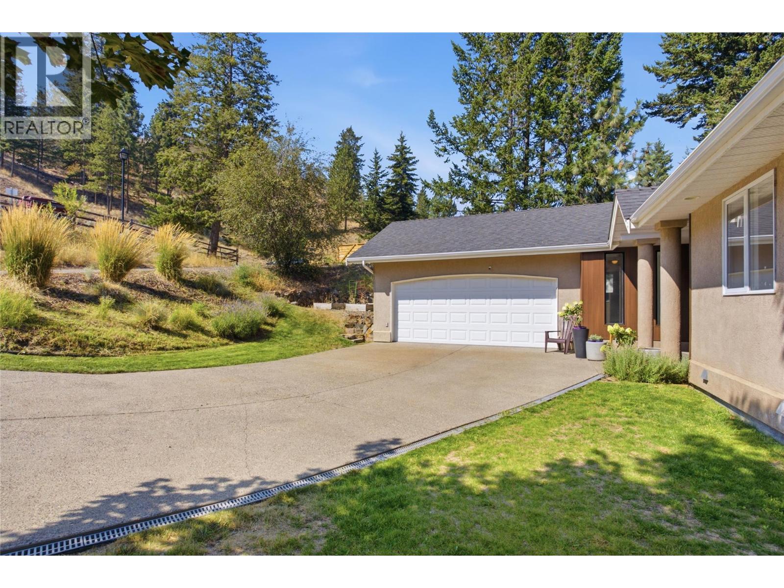 1937 Skeena Drive, Kamloops, British Columbia  V2E 2P3 - Photo 56 - 10396038