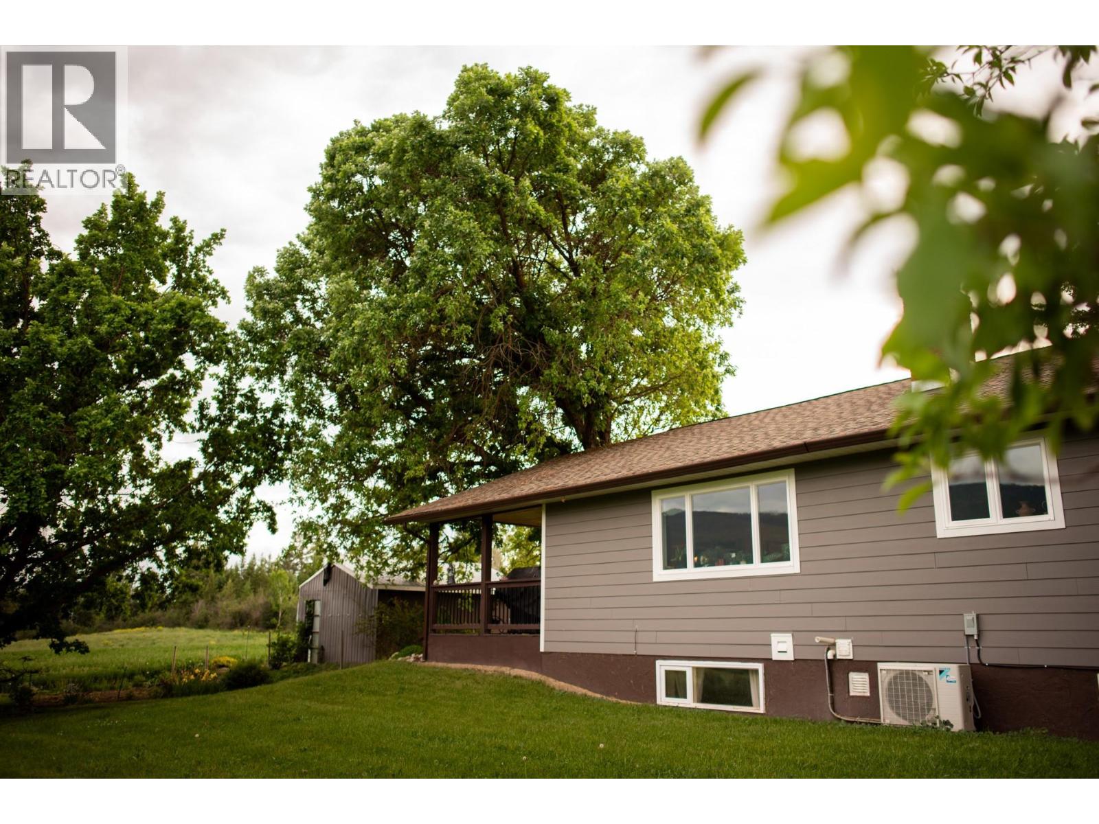 4355 Walbridge Road, Spallumcheen, British Columbia  V4Y 0N4 - Photo 17 - 10397243