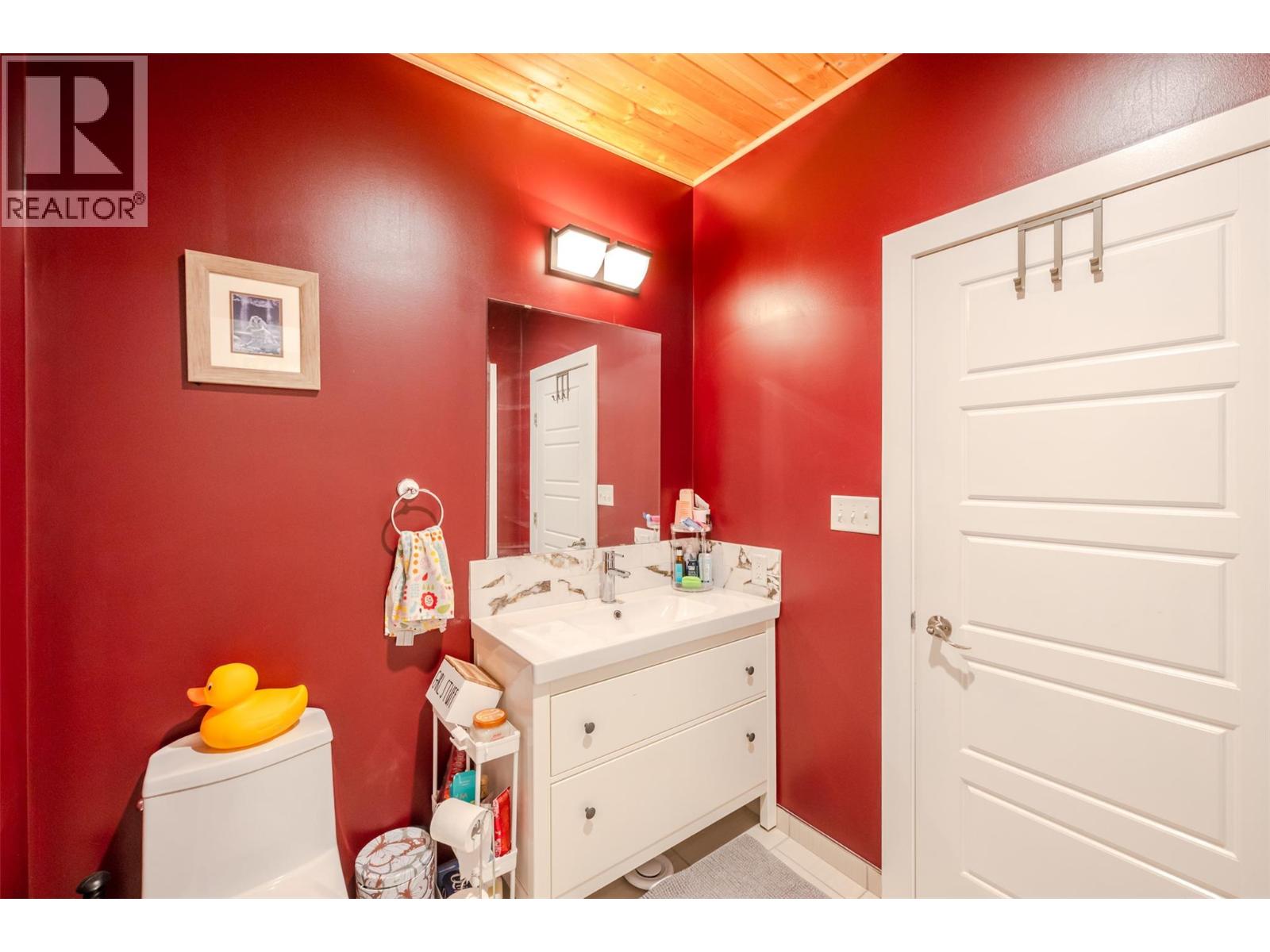 317 2nd Avenue, Keremeos, British Columbia  V0X 1N2 - Photo 36 - 10397036
