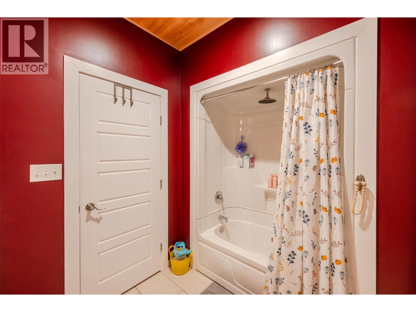 317 2nd Avenue, Keremeos, British Columbia  V0X 1N2 - Photo 37 - 10397036