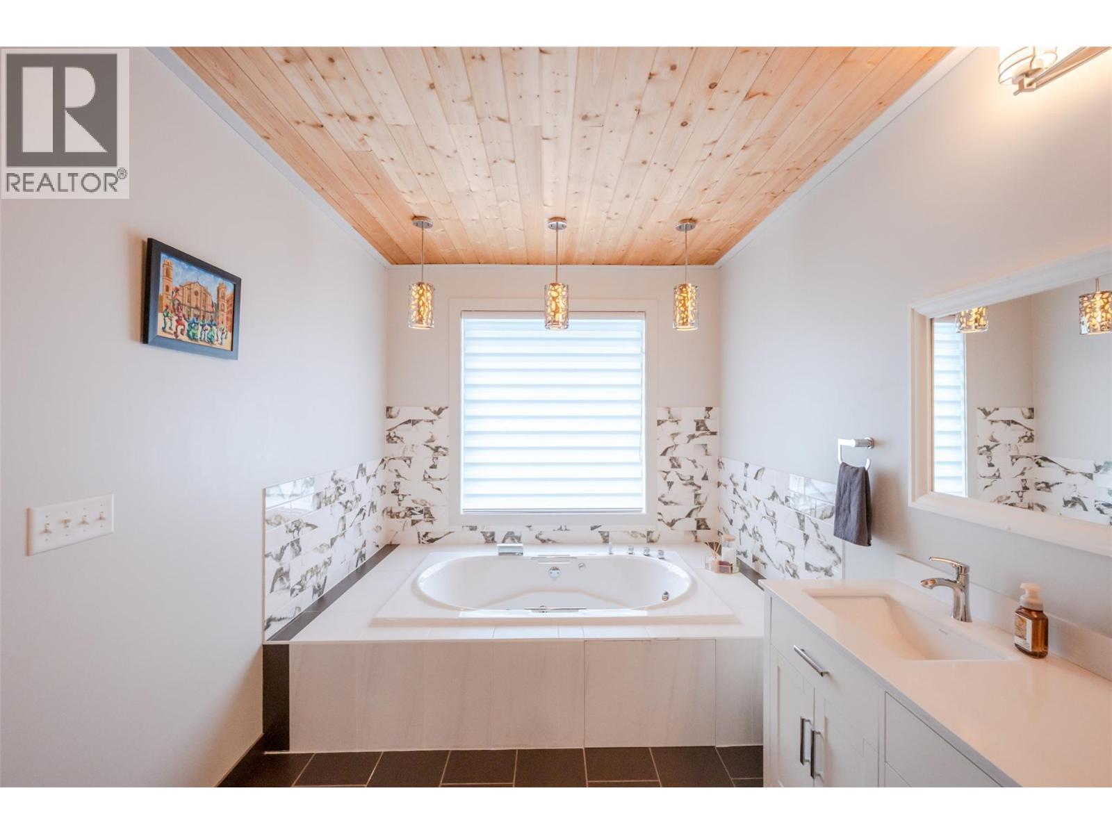 317 2nd Avenue, Keremeos, British Columbia  V0X 1N2 - Photo 39 - 10397036