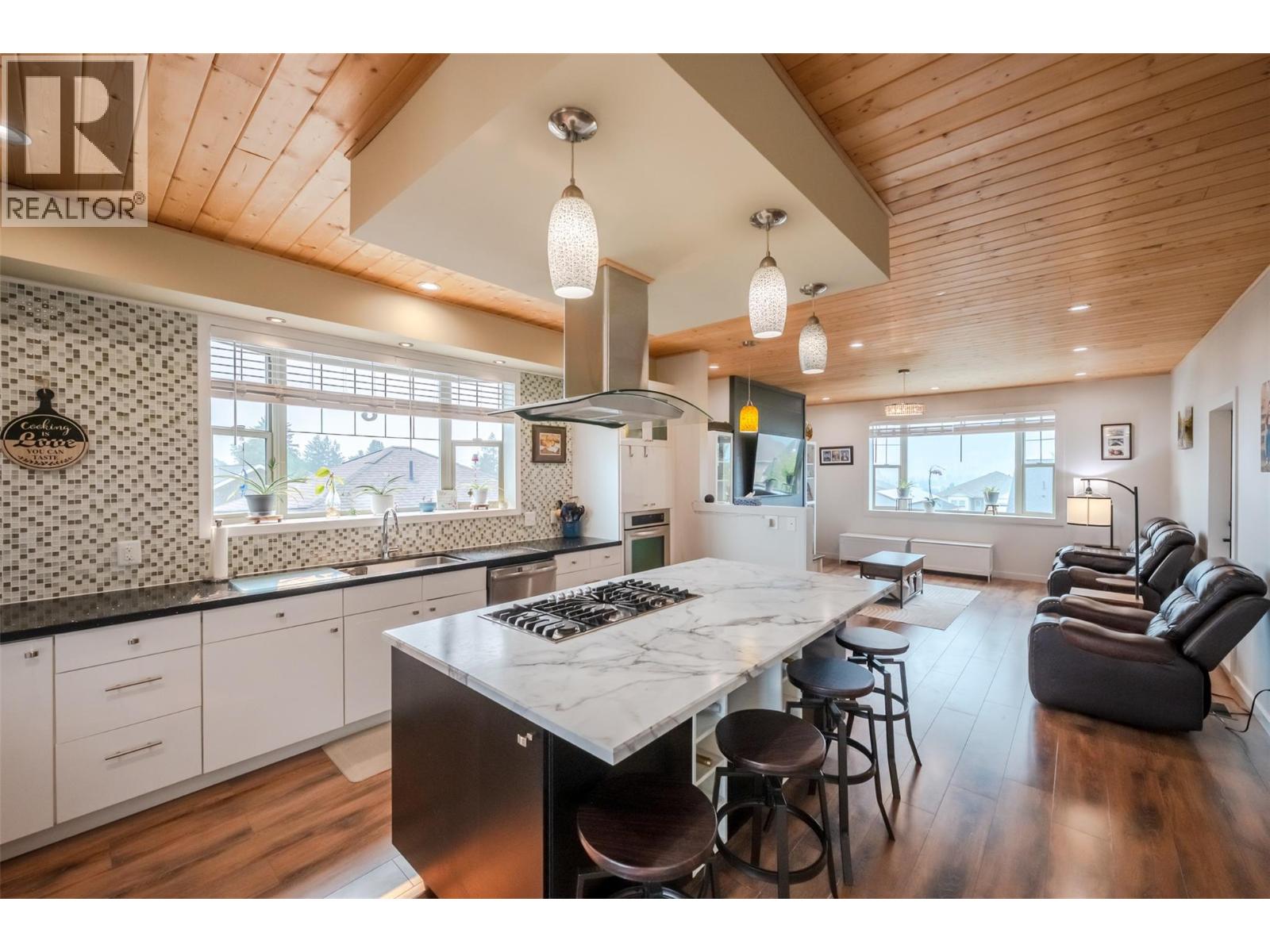 317 2nd Avenue, Keremeos, British Columbia  V0X 1N2 - Photo 6 - 10397036