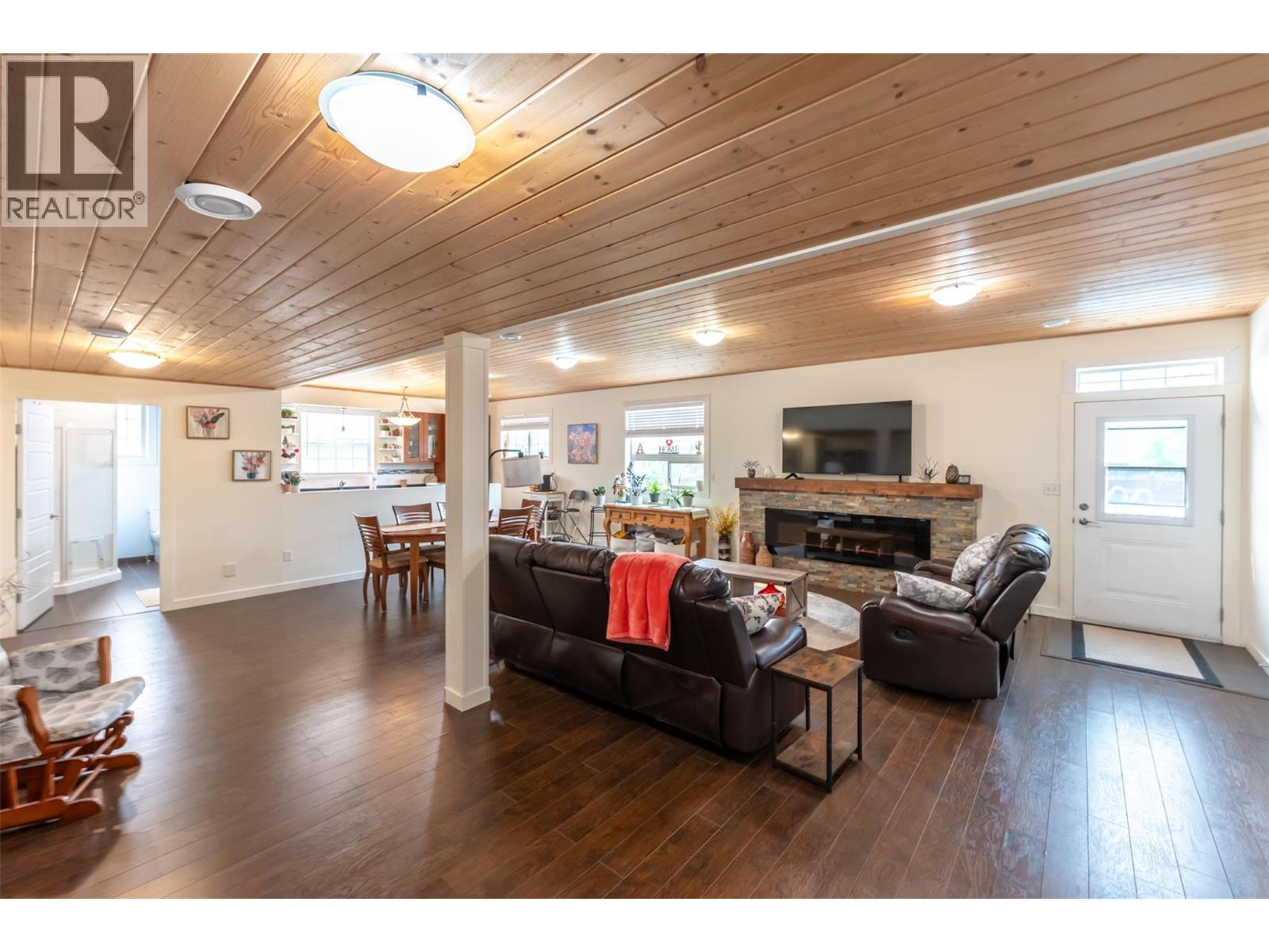 317 2nd Avenue, Keremeos, British Columbia  V0X 1N2 - Photo 60 - 10397036
