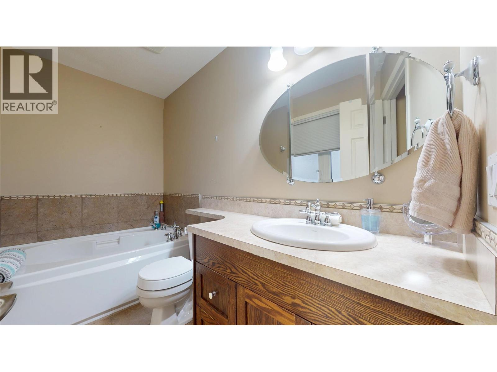 2100 13th Street S Unit# 127, Cranbrook, British Columbia  V1C 7J5 - Photo 16 - 10396971