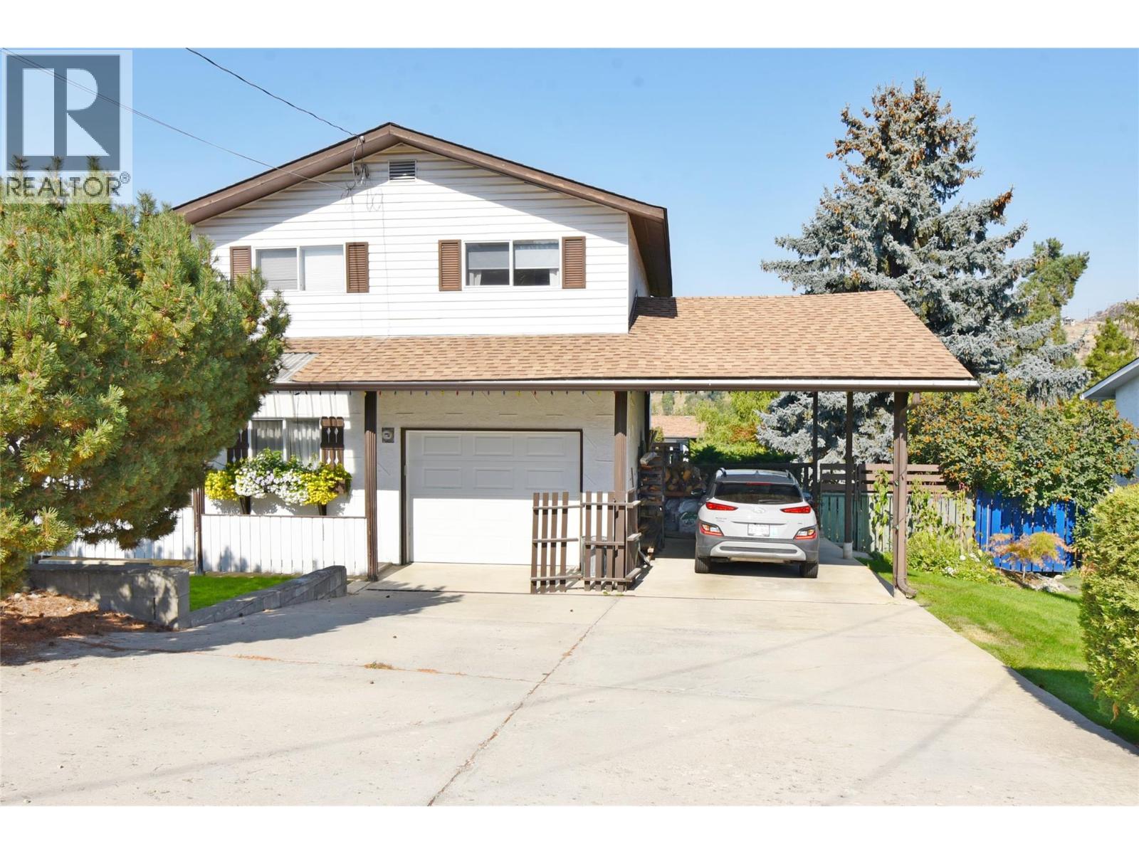 11603 Tassie Drive, Coldstream, British Columbia  V1B 1H3 - Photo 2 - 10397253