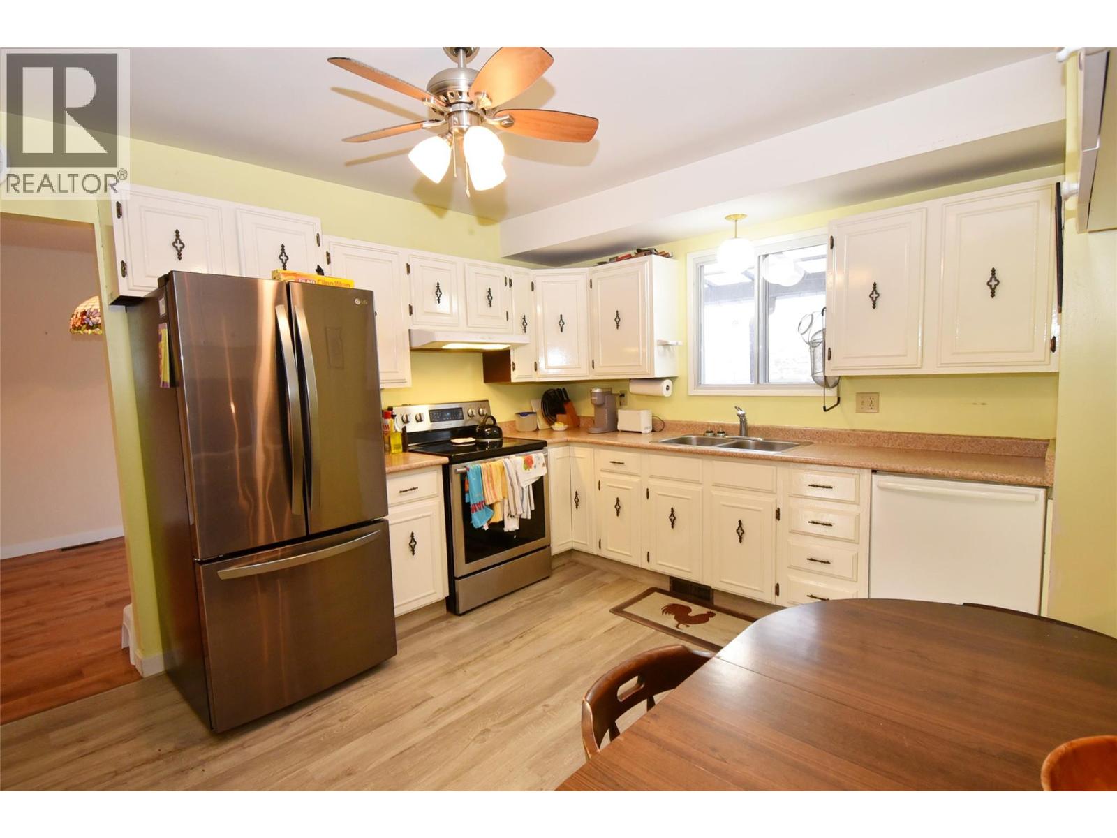 11603 Tassie Drive, Coldstream, British Columbia  V1B 1H3 - Photo 21 - 10397253