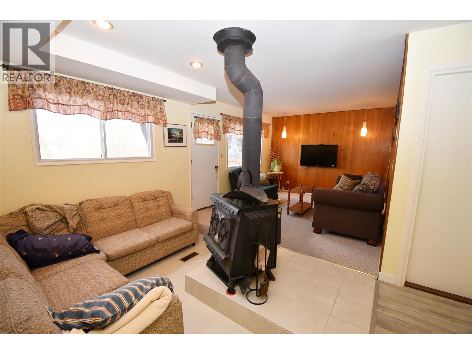 11603 Tassie Drive, Coldstream, British Columbia  V1B 1H3 - Photo 28 - 10397253
